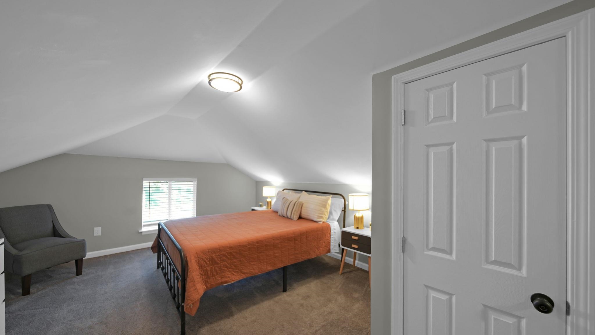 1023 Forrest Ave Property Photo 25