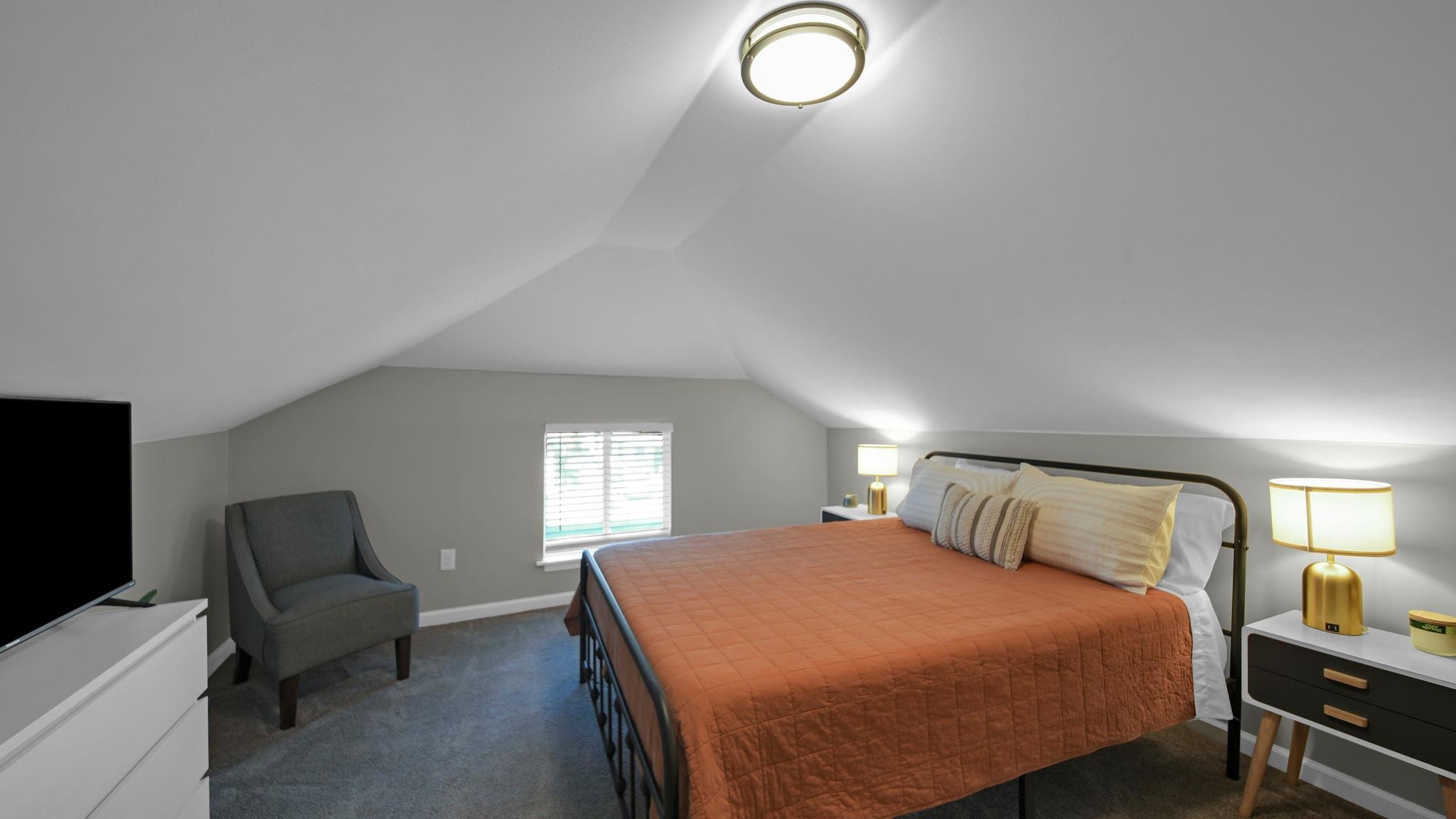 1023 Forrest Ave Property Photo 26