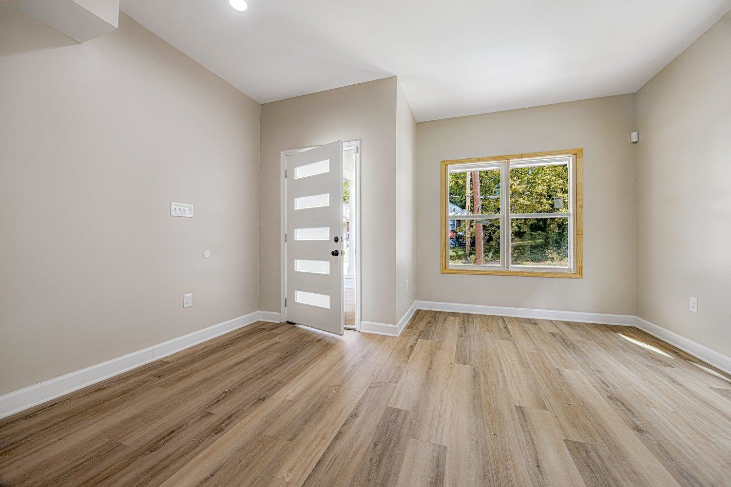 1109 Walker Ave Property Photo 5