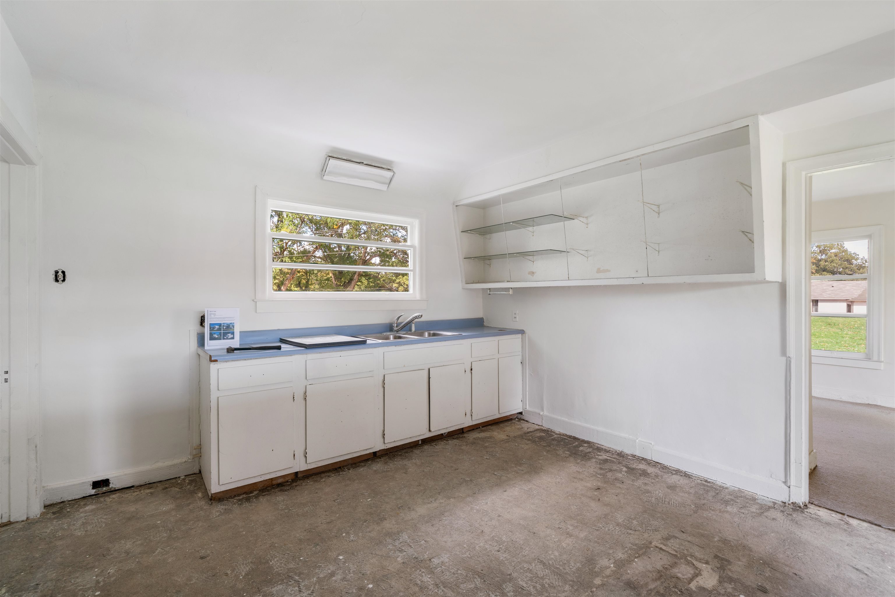3590 Thomas St Property Photo 25