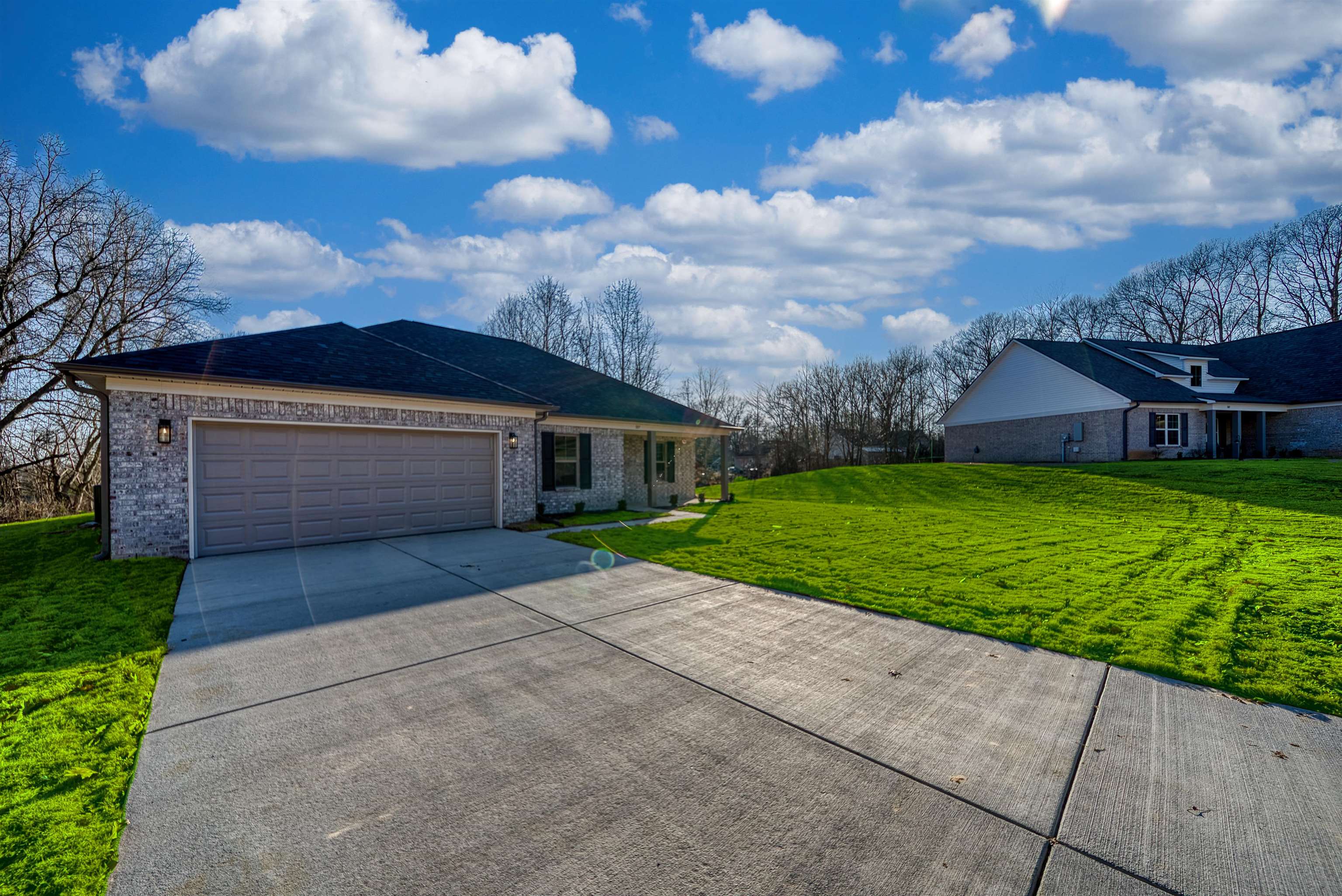 107 Stone Brook Cv Property Photo 5