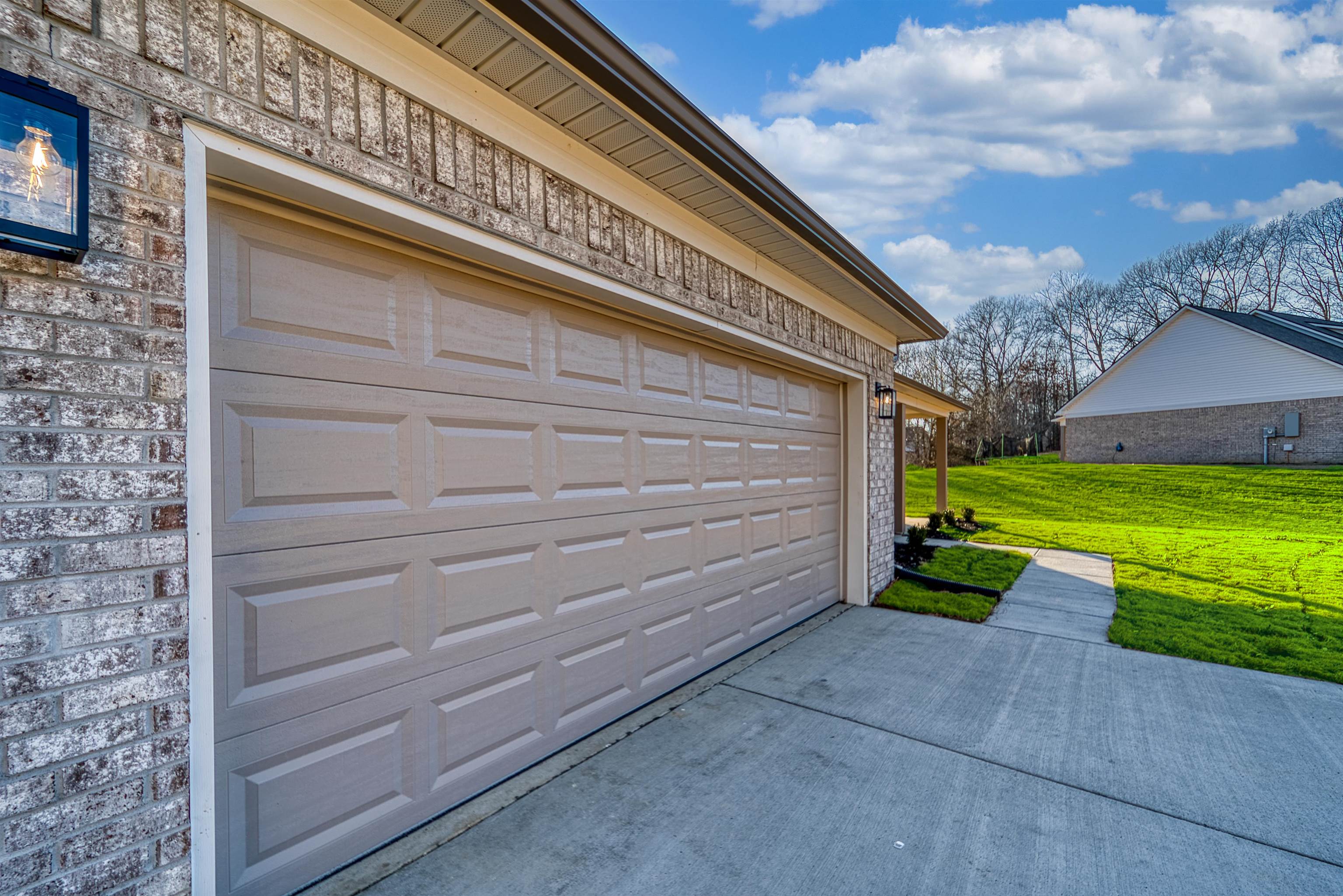 107 Stone Brook Cv Property Photo 6