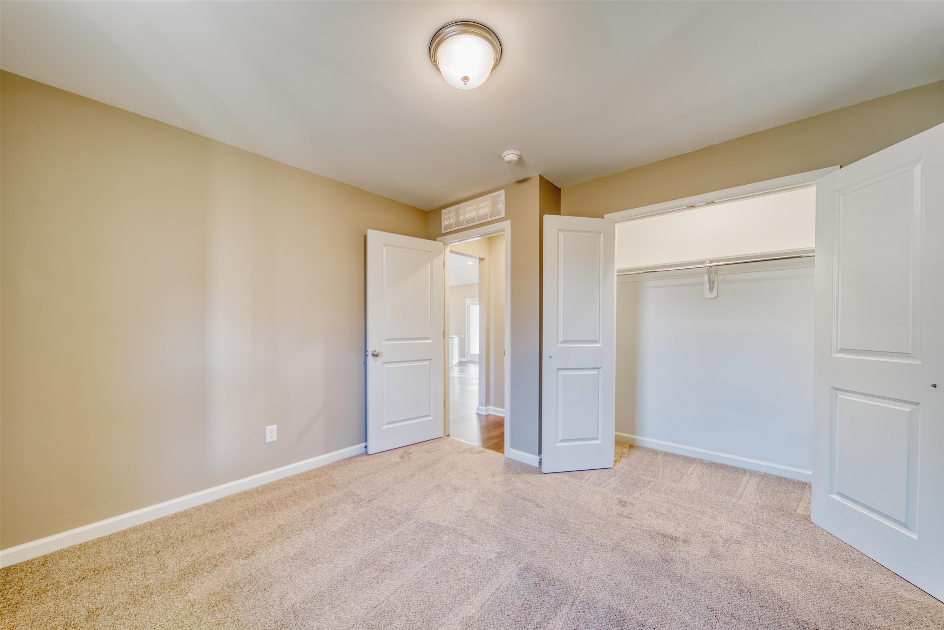 107 Stone Brook Cv Property Photo 17