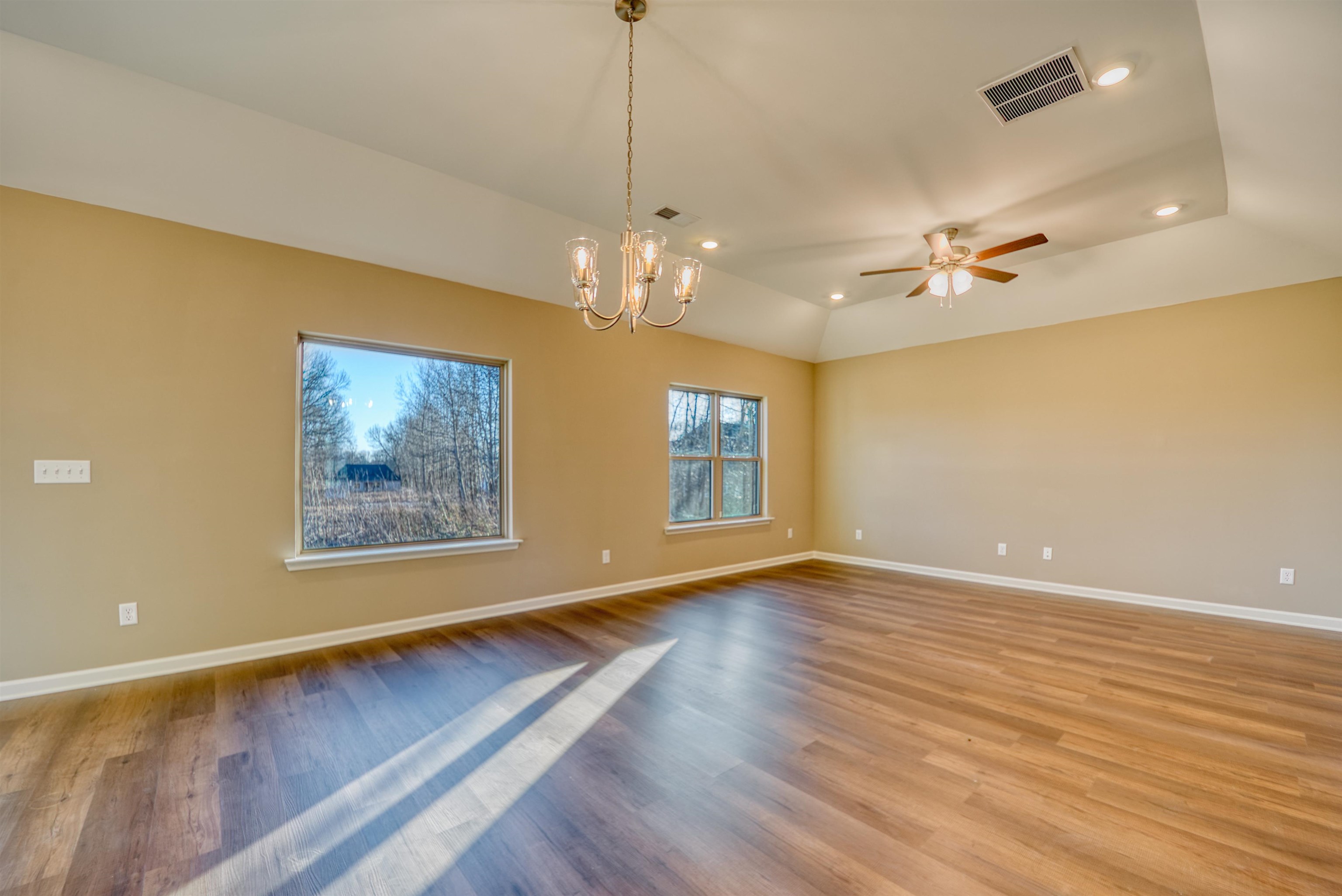 107 Stone Brook Cv Property Photo 18