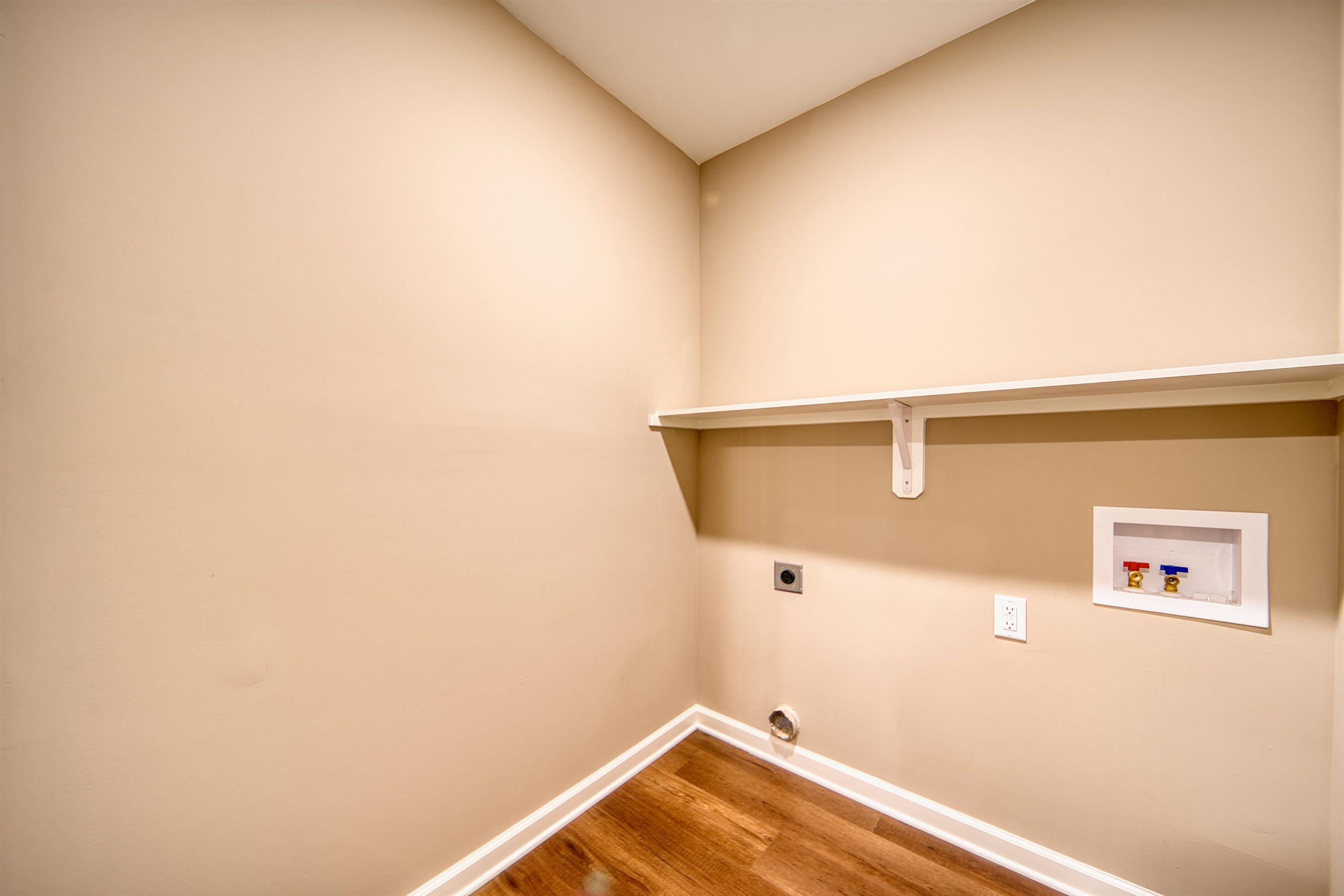 107 Stone Brook Cv Property Photo 29