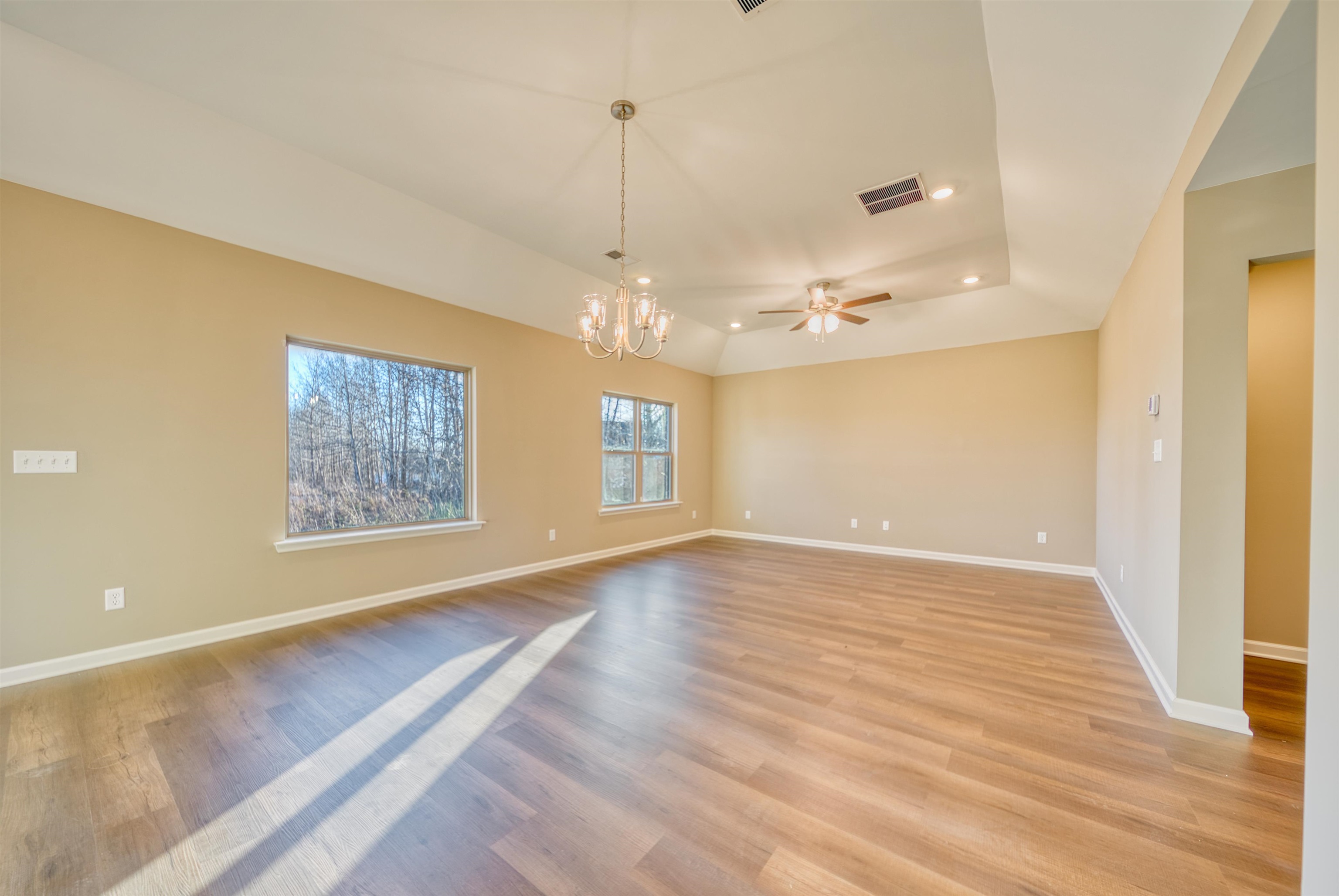 107 Stone Brook Cv Property Photo 31