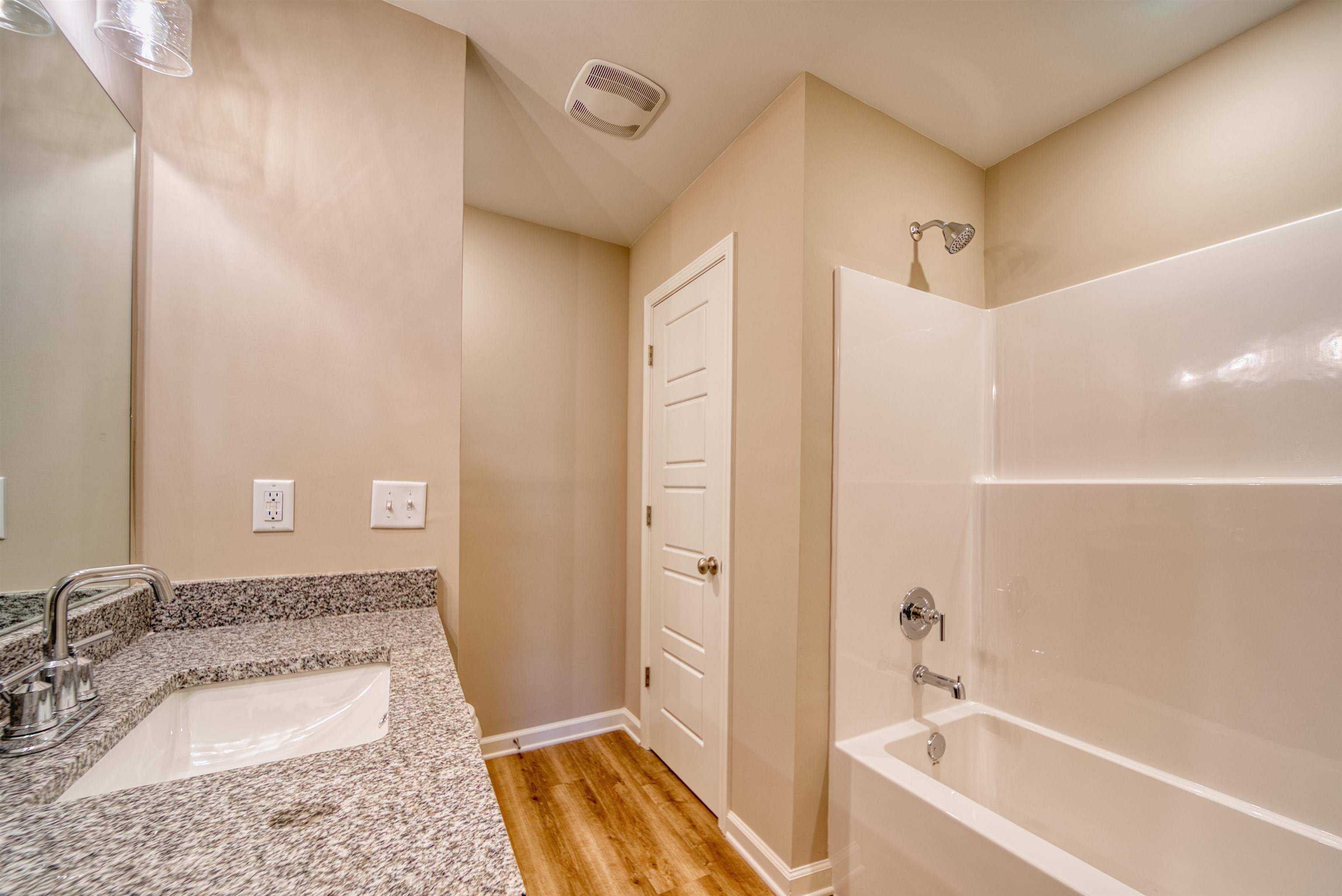 102 Stone Brook Cv Property Photo 27
