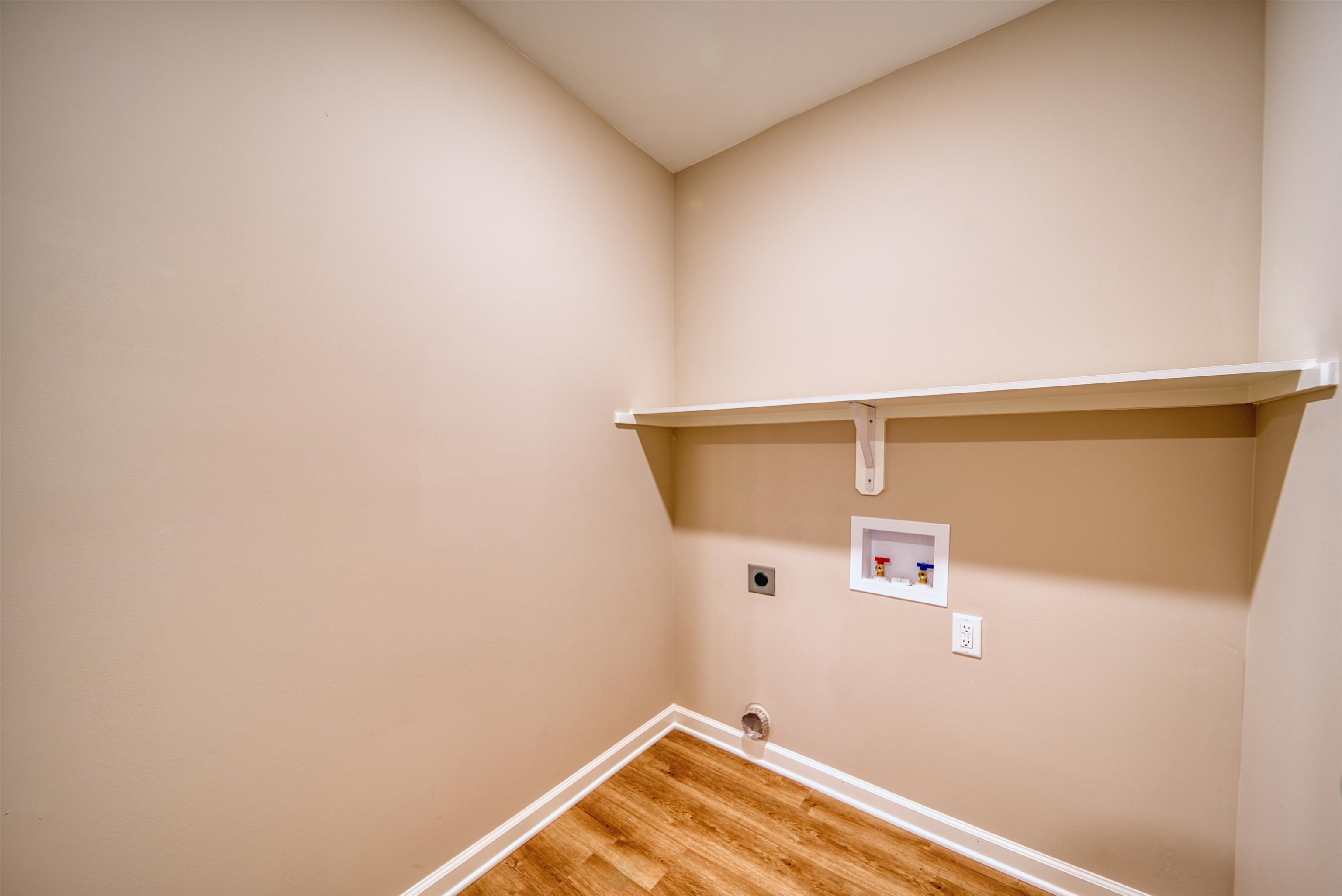 102 Stone Brook Cv Property Photo 29