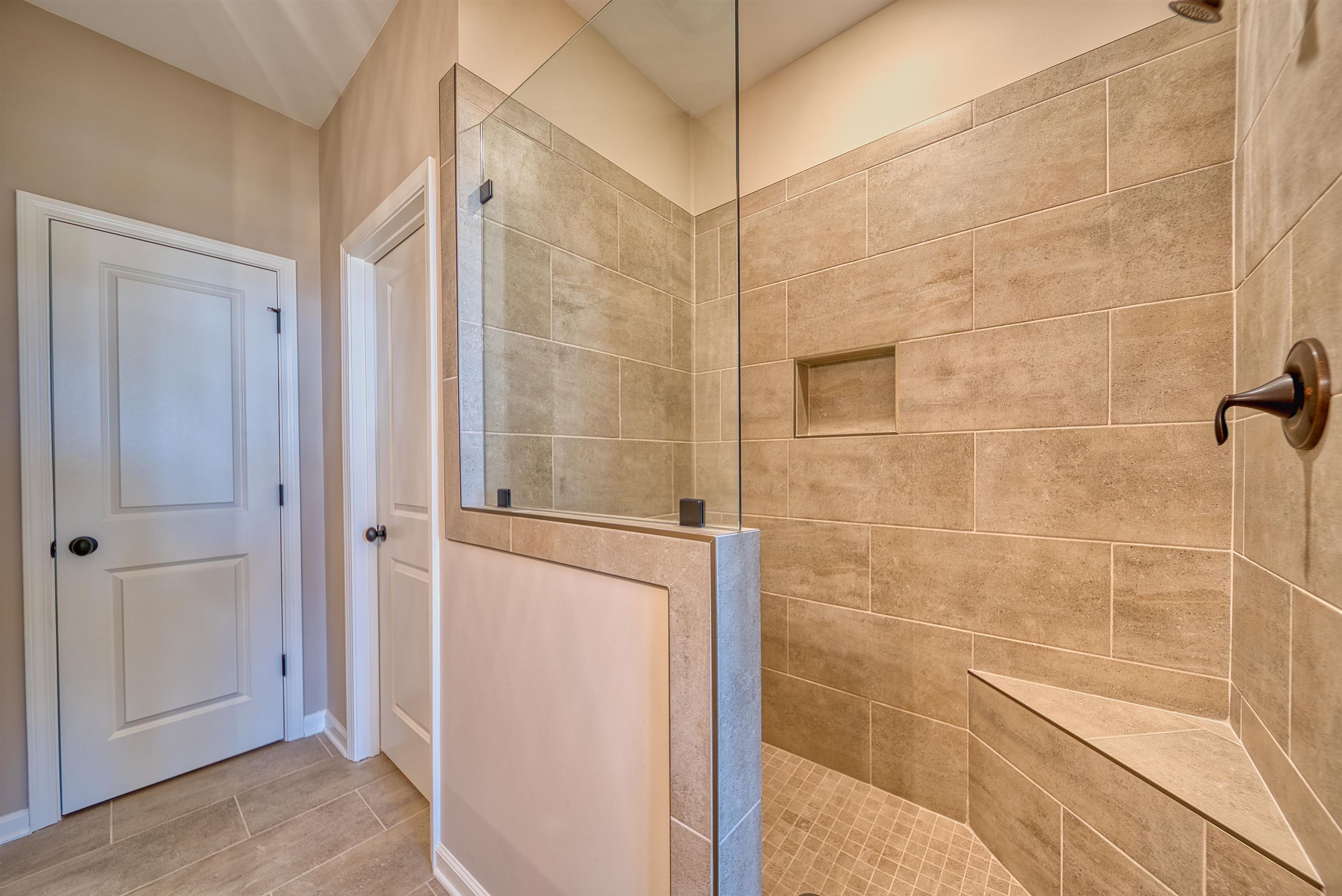 170 Como Ln Property Photo 12