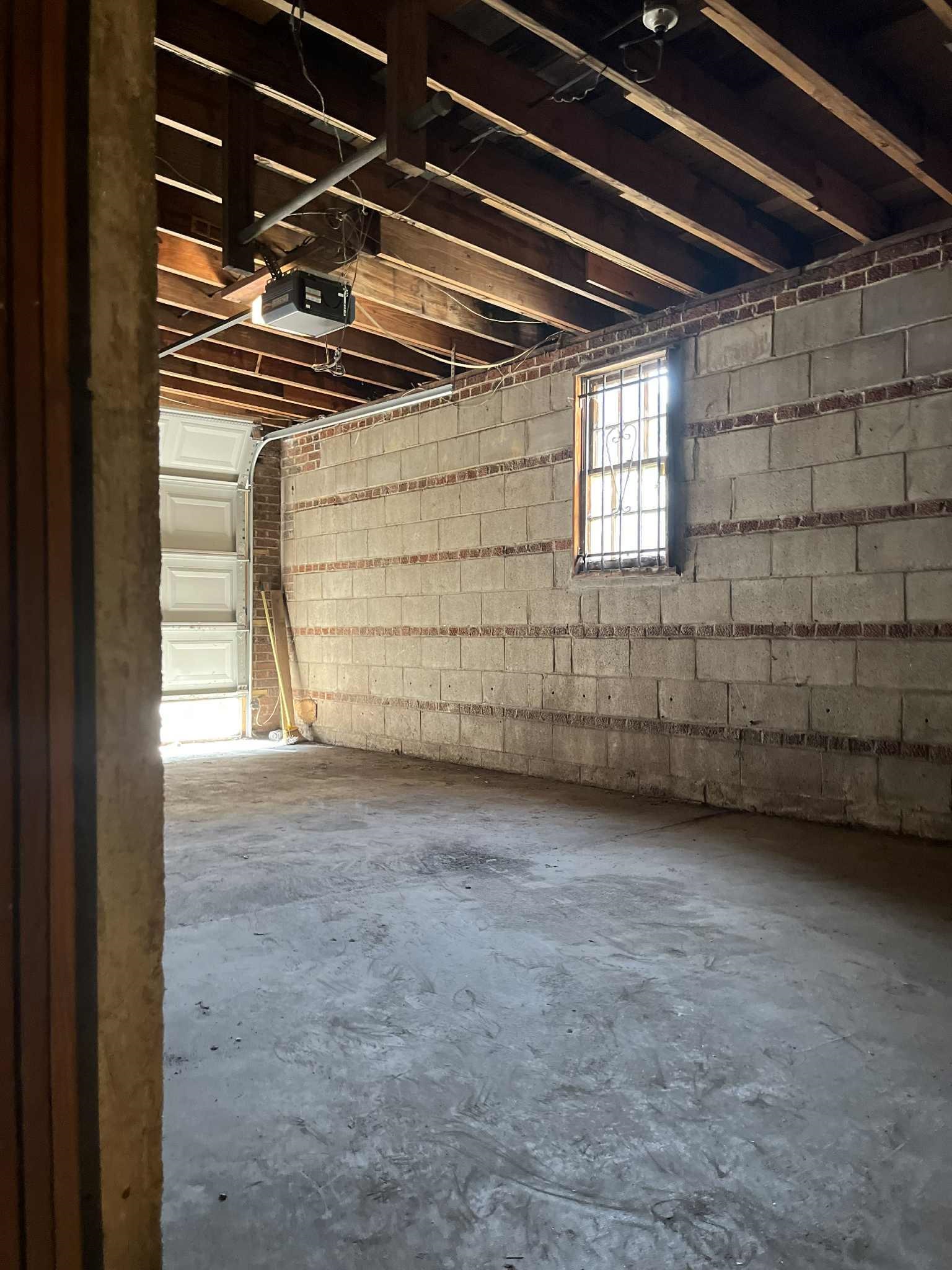1358 S Parkway Ave Property Photo 23