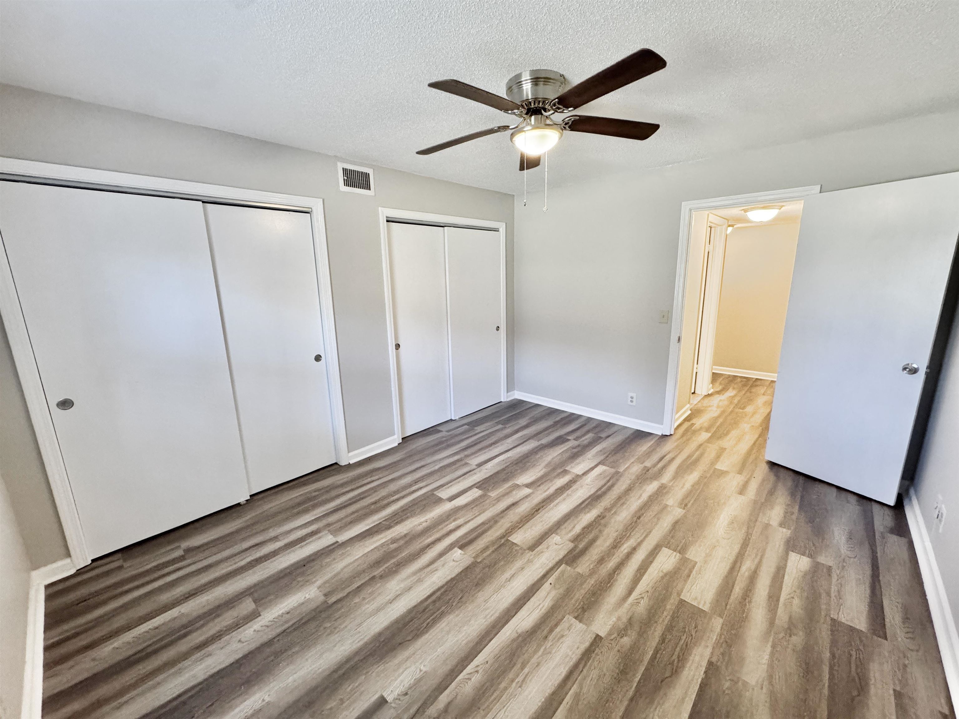 1202 Middle Court Ct 101 Property Photo 13