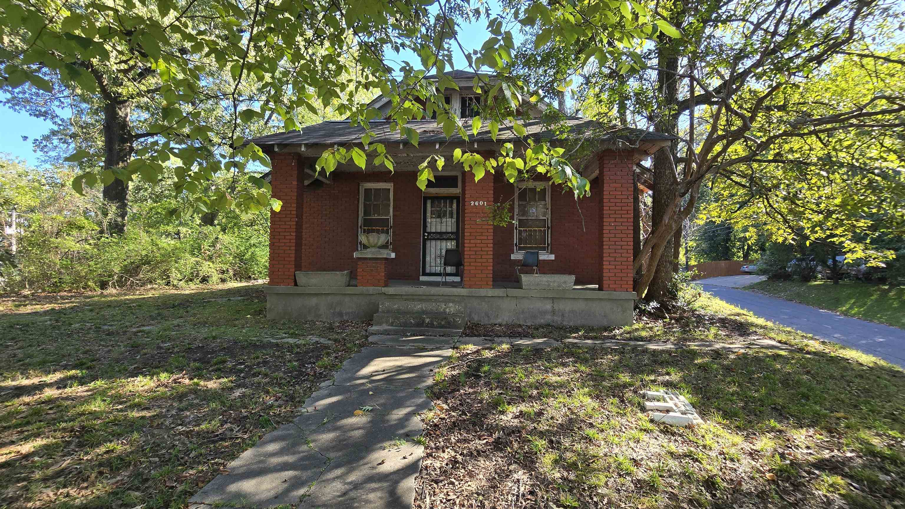 2601 Jackson Ave Property Photo 10