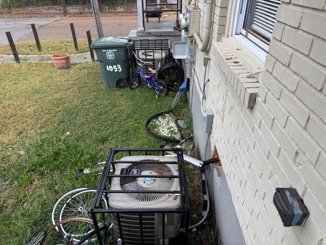 1051 Lagrange Ave 1051-1053 Property Photo 9