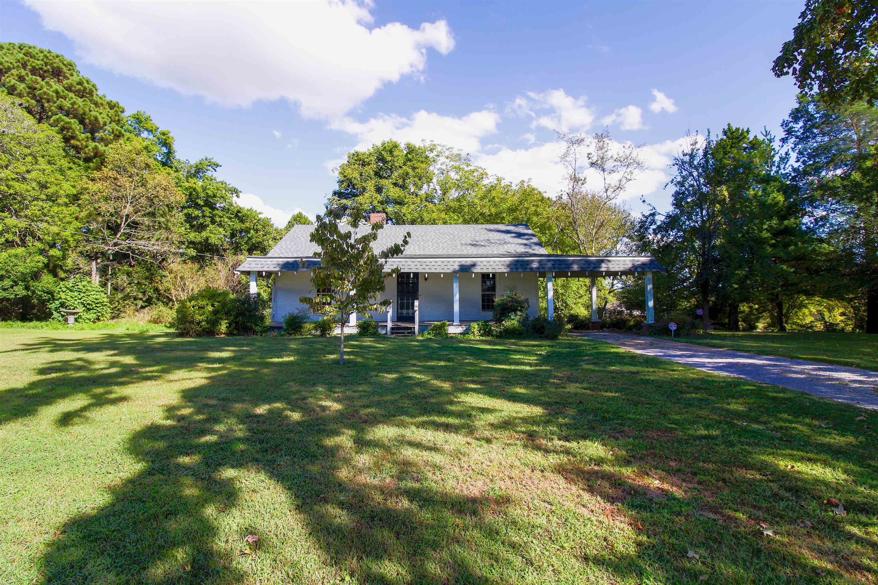 2440 Edith Nankipoo Rd Property Photo 21