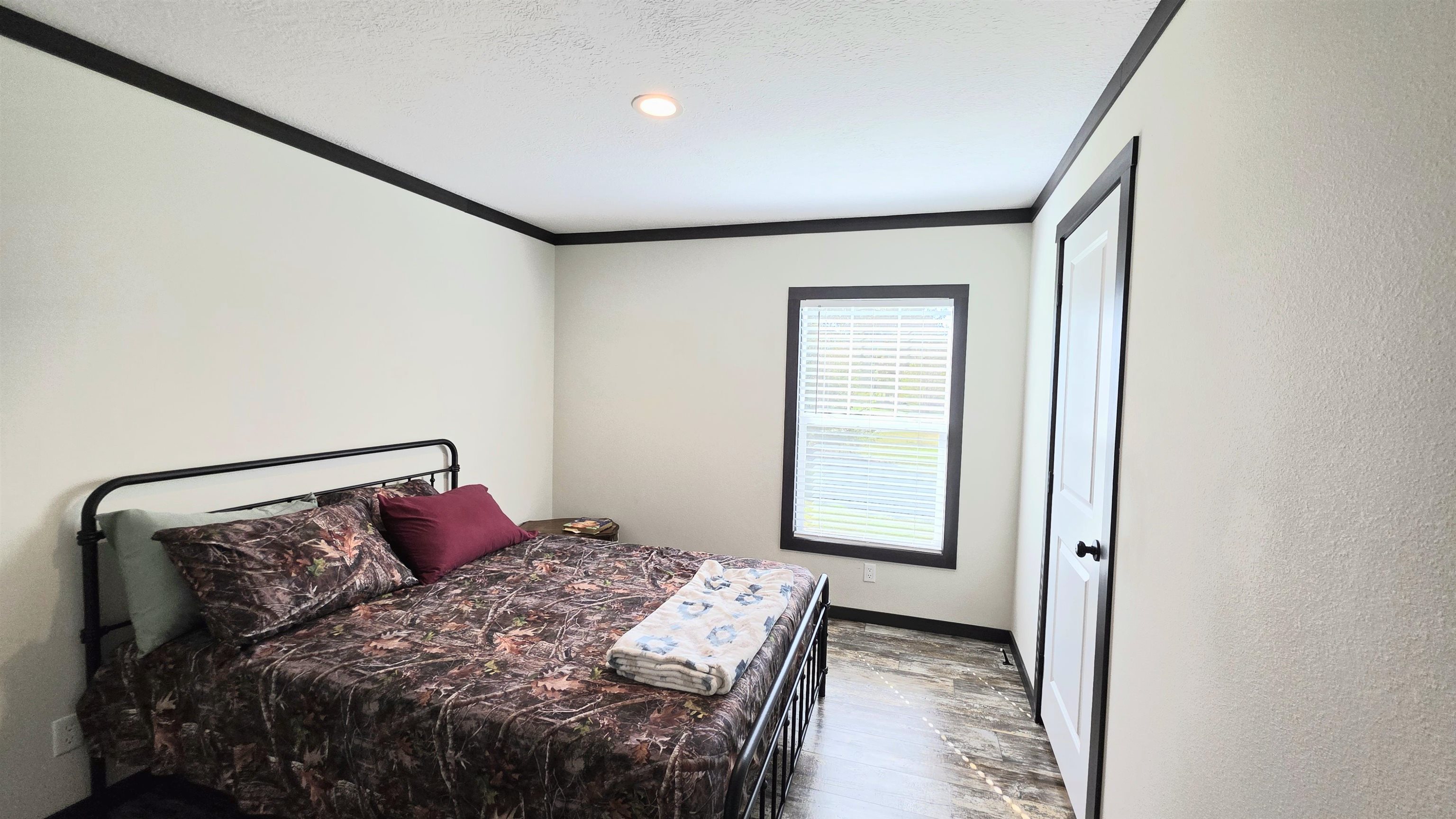 350 George Ln Property Photo 11