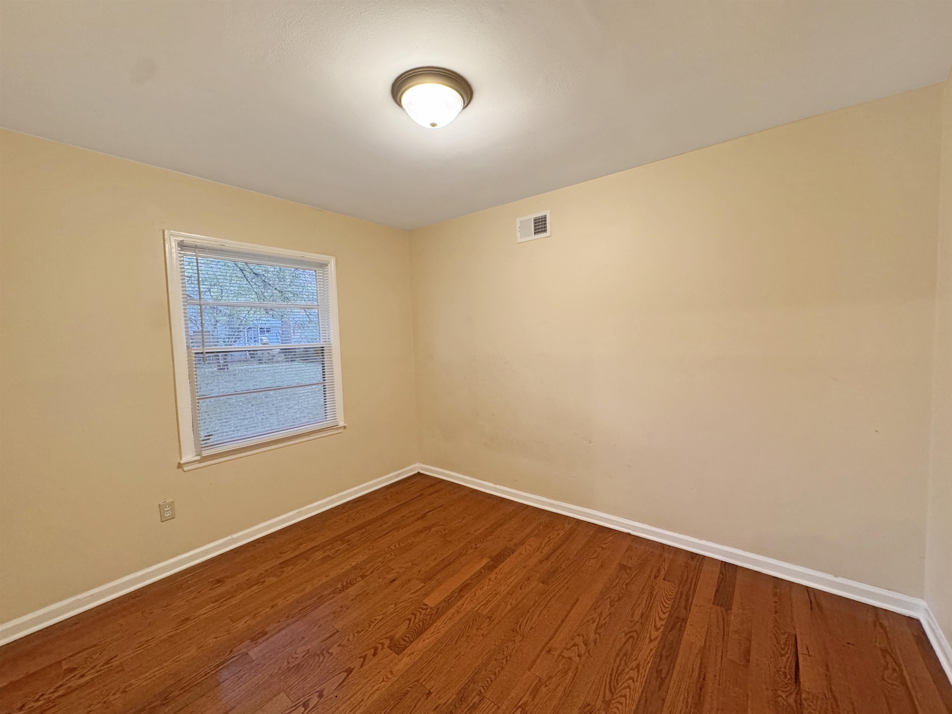 1519 S White Station Rd Property Photo 16