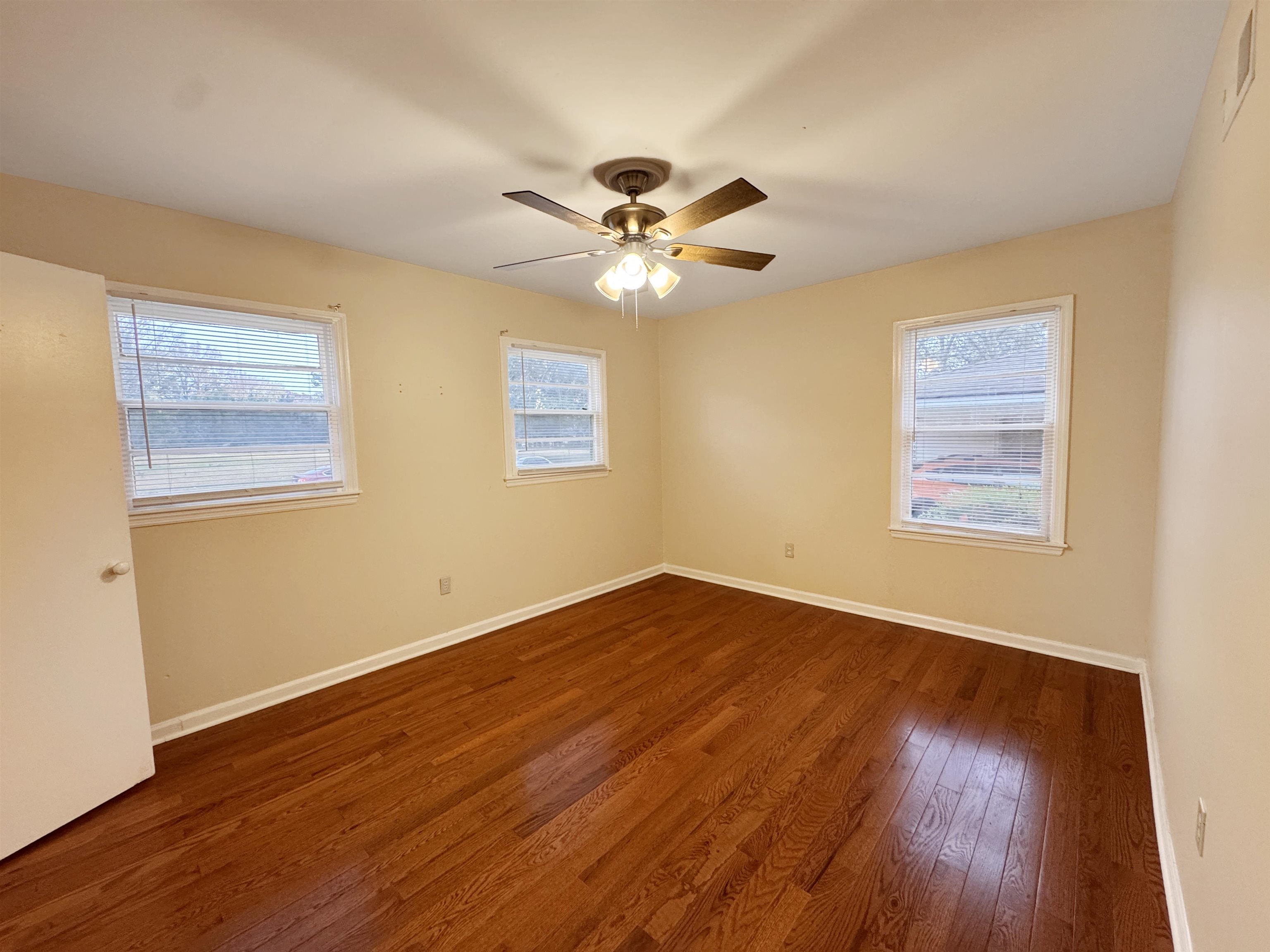 1519 S White Station Rd Property Photo 25
