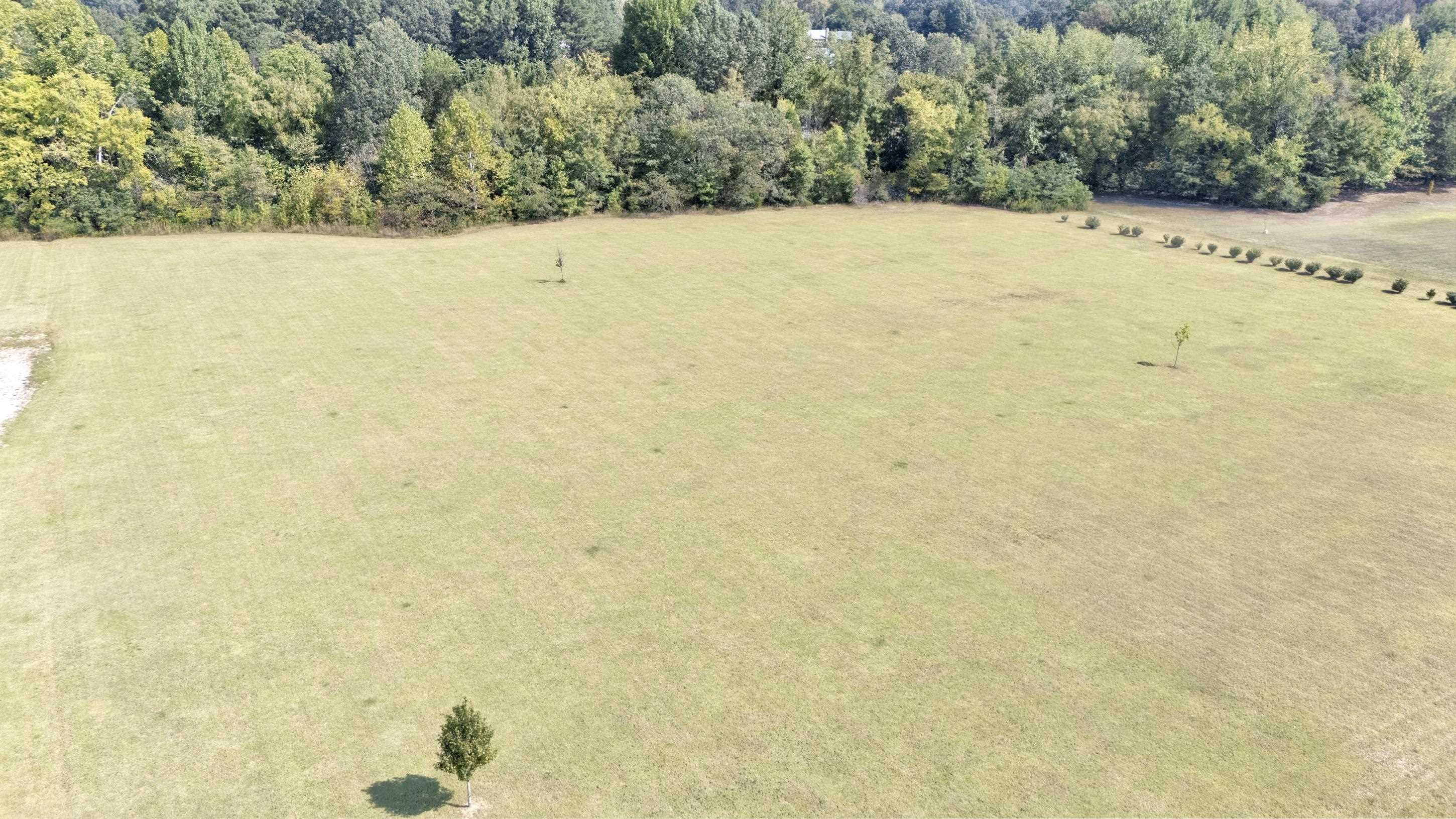 8600 County Line Rd Property Photo 12