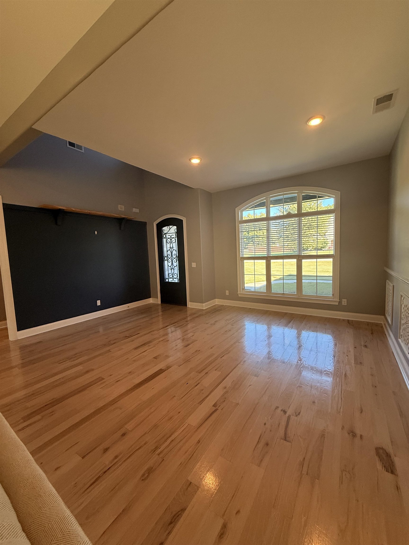 205 Hanover Dr Property Photo 8