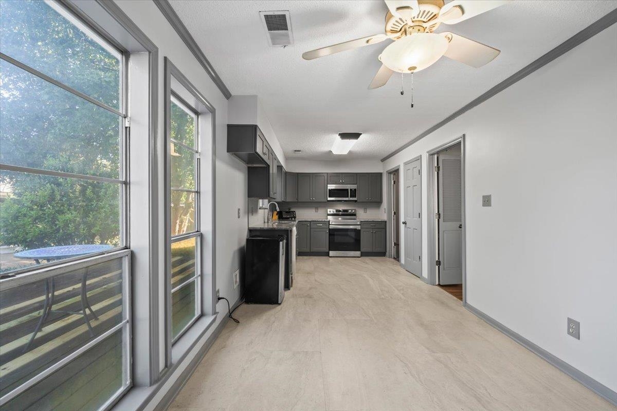 8438 River Glen Dr Property Photo 15