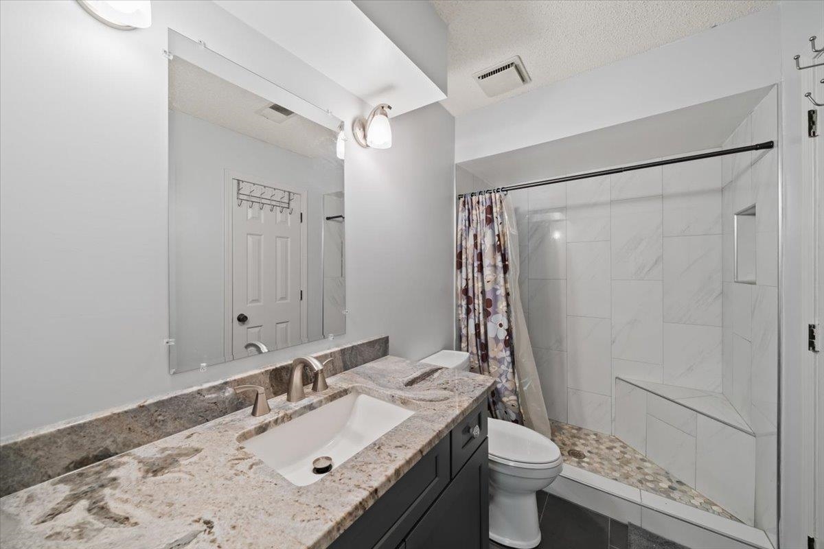 8438 River Glen Dr Property Photo 18