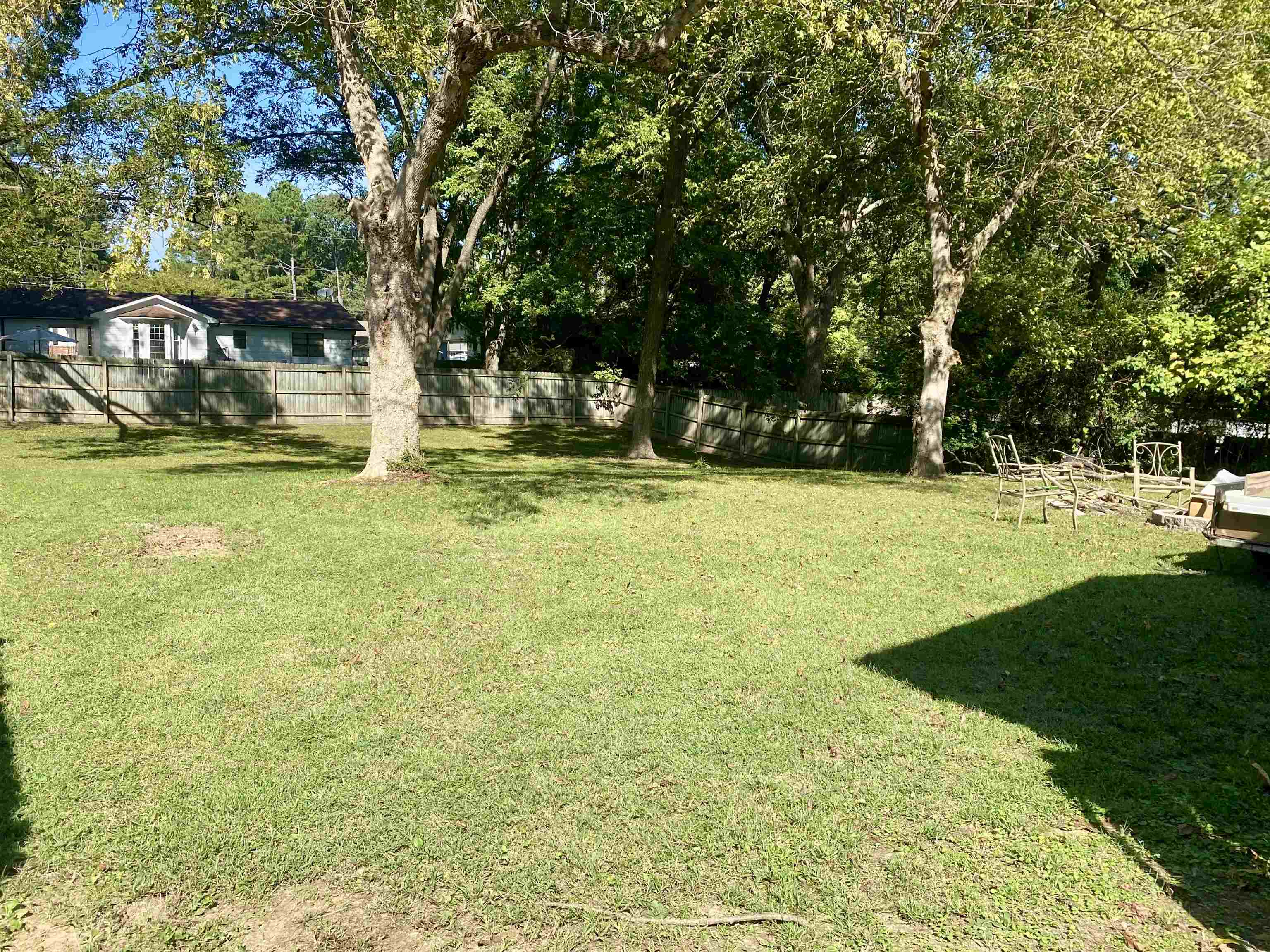 502 James Ave Property Photo 8