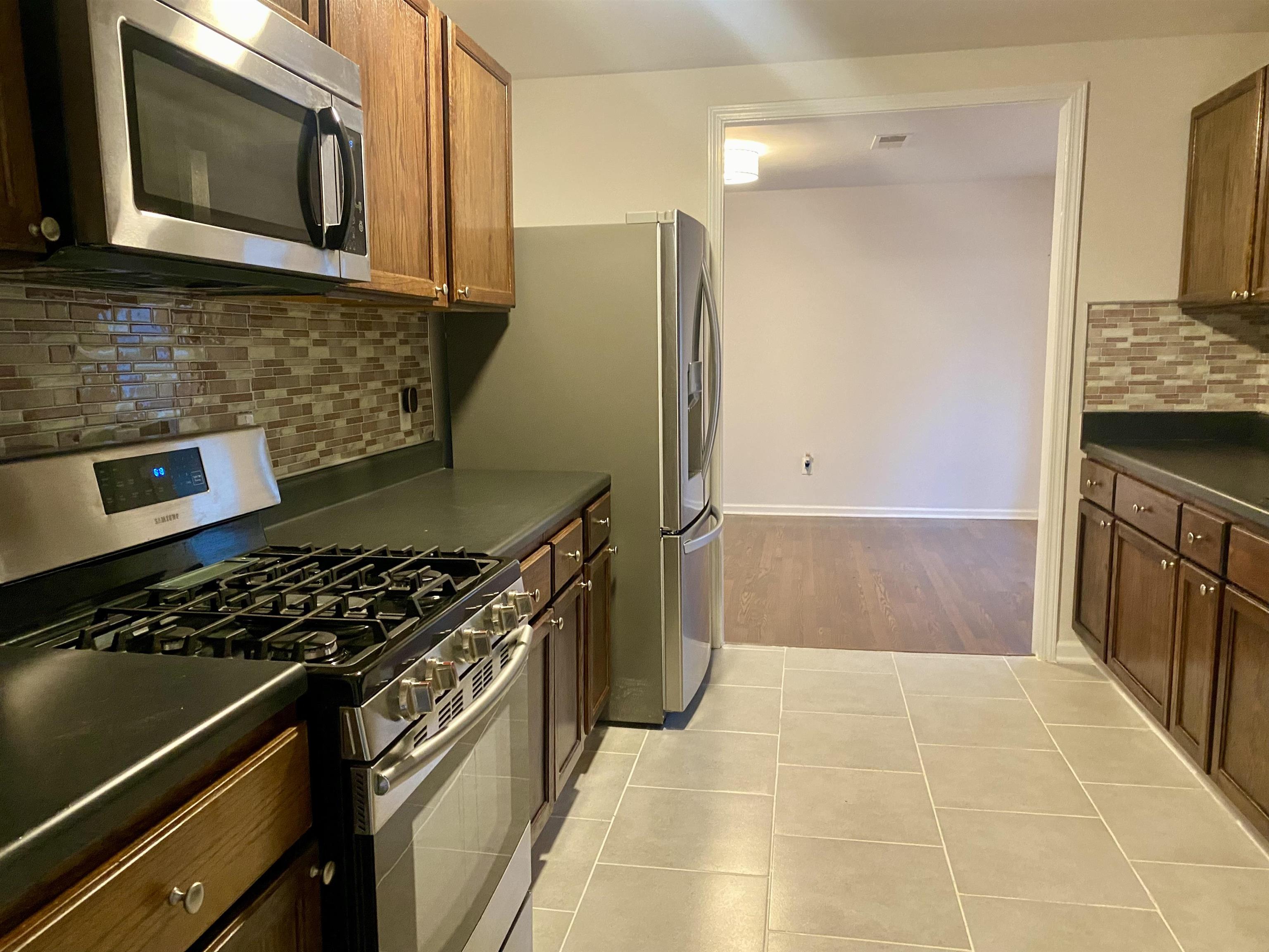 502 James Ave Property Photo 14