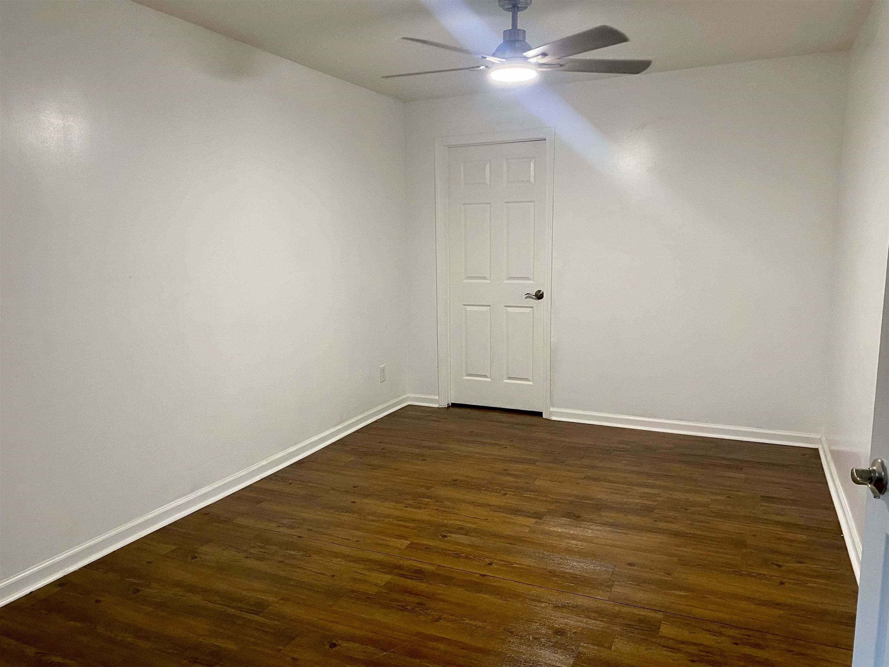 502 James Ave Property Photo 19
