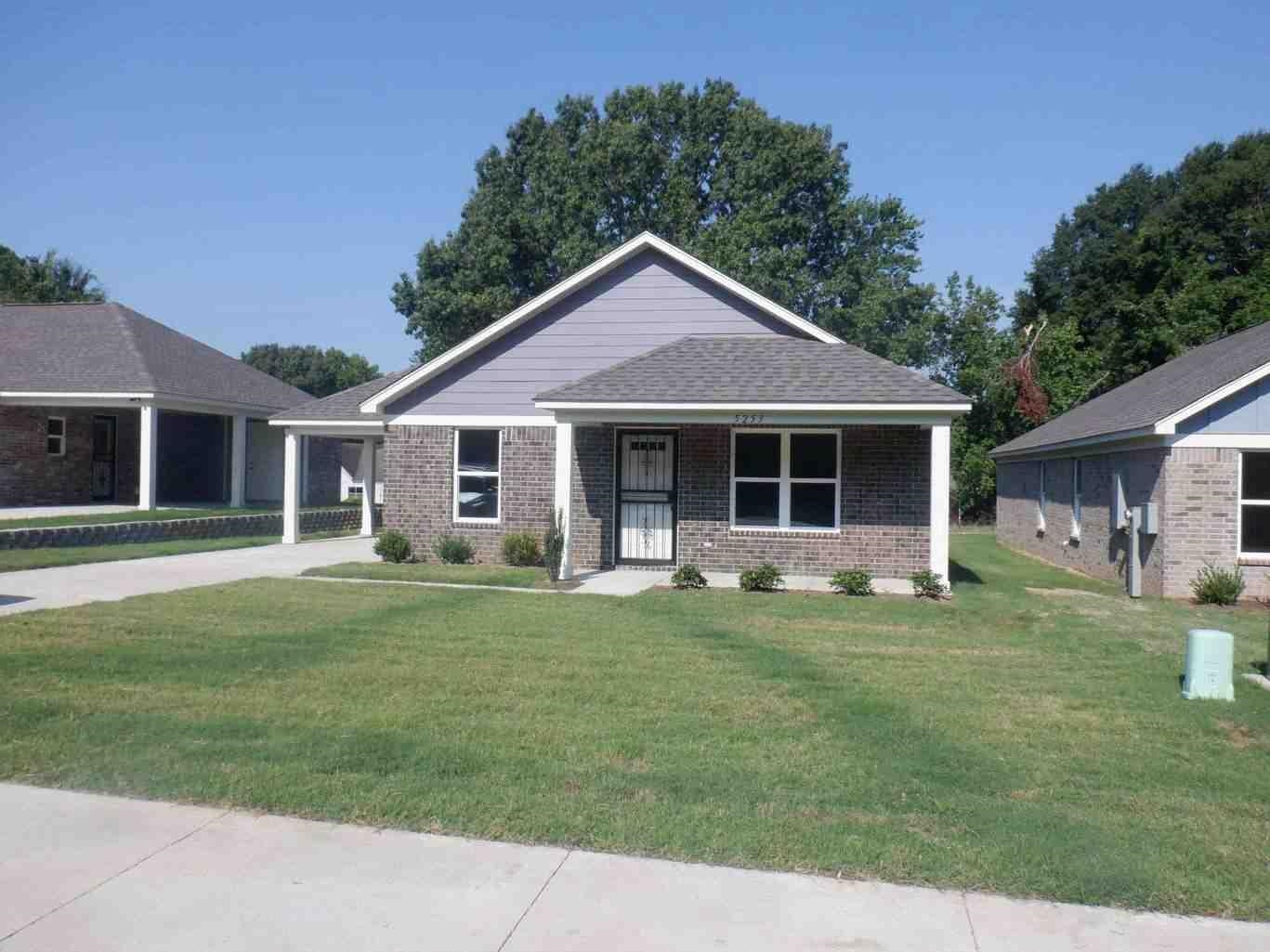 5253 Zodiac Rd Property Photo 1