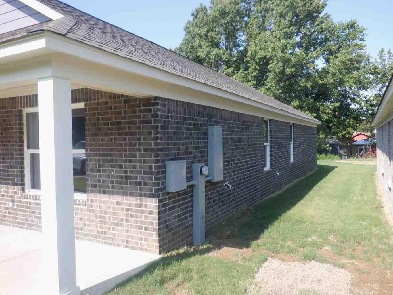 5253 Zodiac Rd Property Photo 2