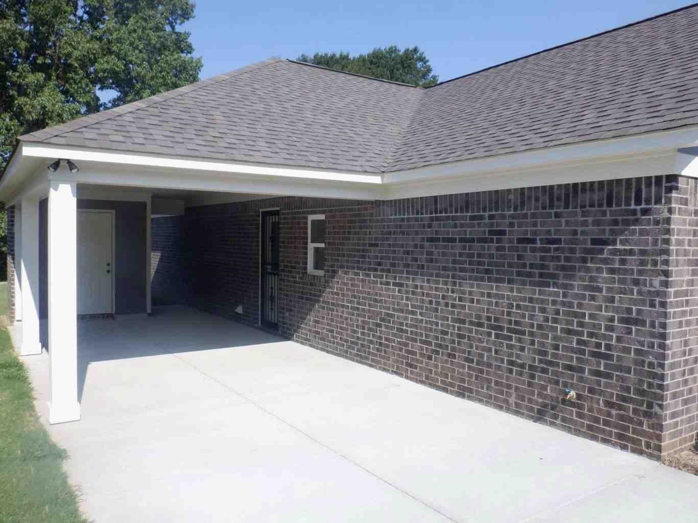 5253 Zodiac Rd Property Photo 3