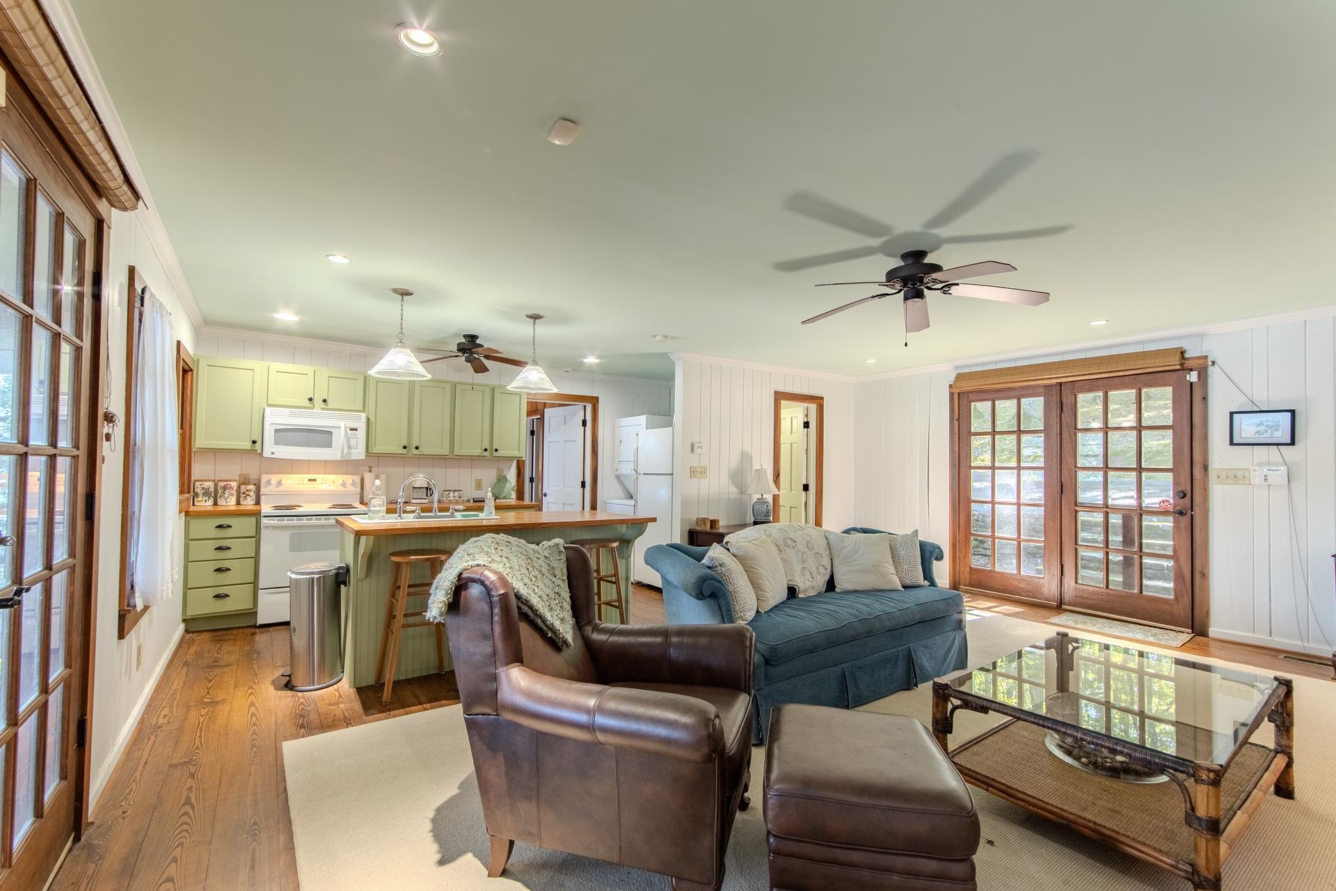 330 Mamie Way Property Photo 10