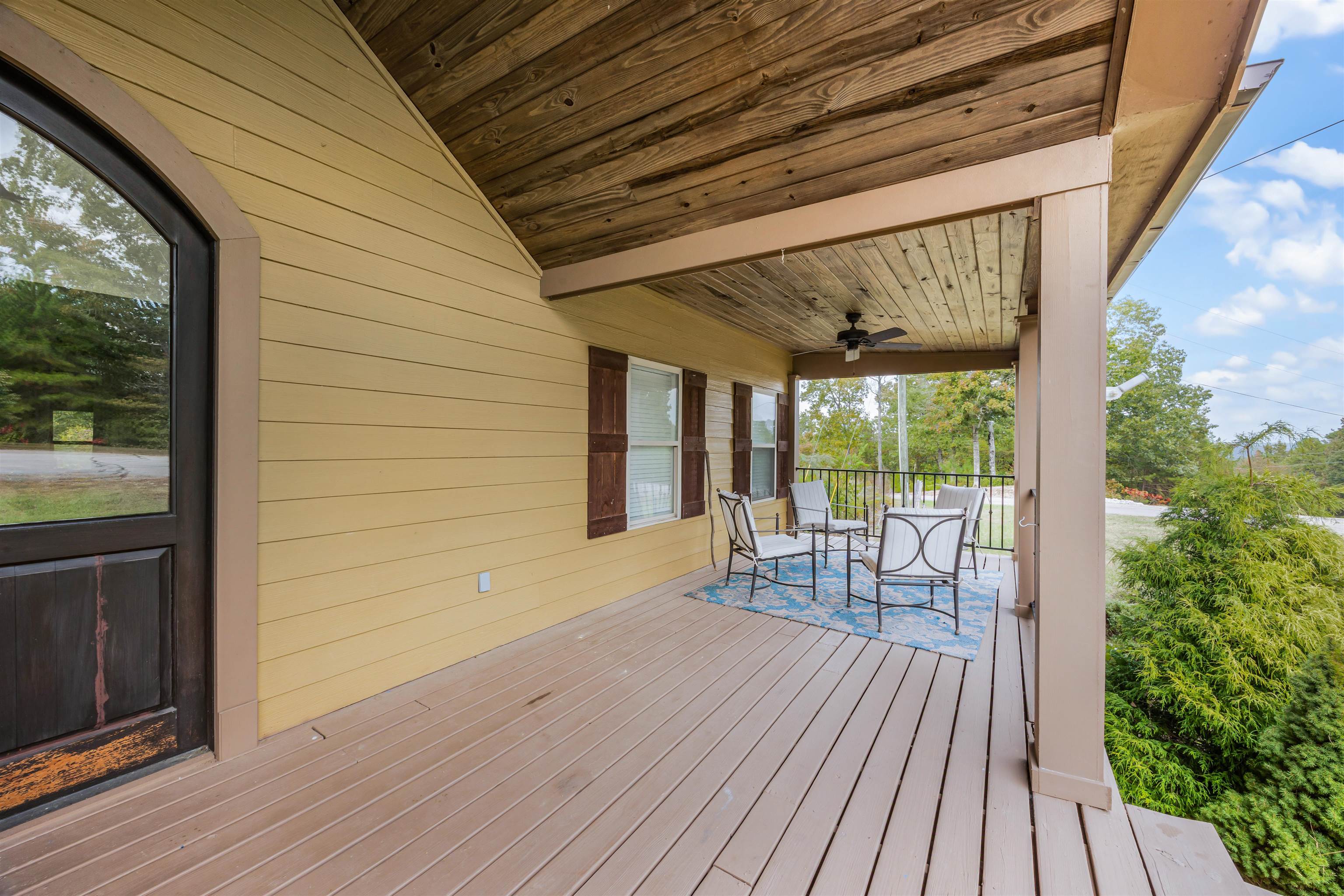 939 Eagle Point Rd Property Photo 32