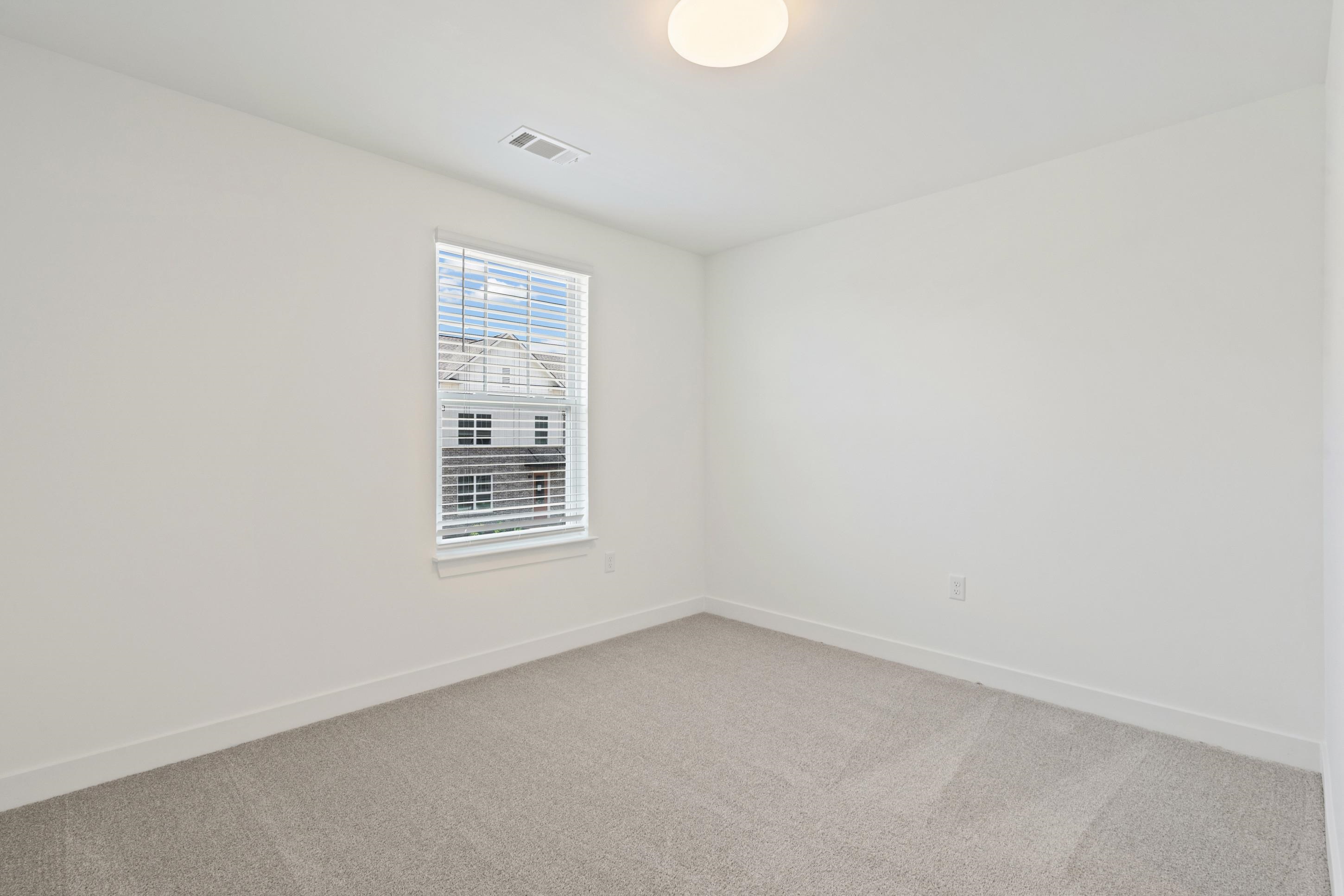 3050 Portage Dr Property Photo 16