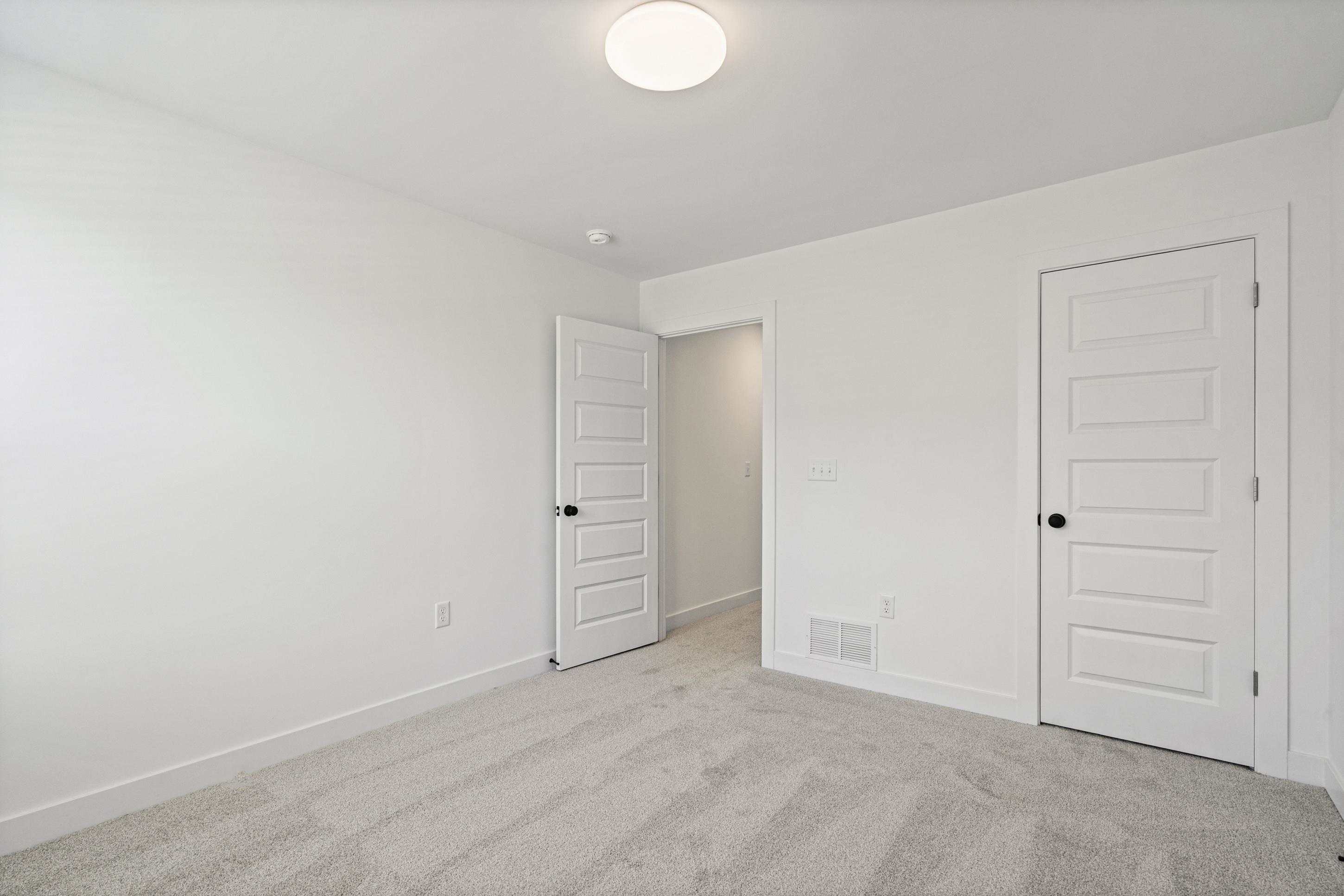 3050 Portage Dr Property Photo 21