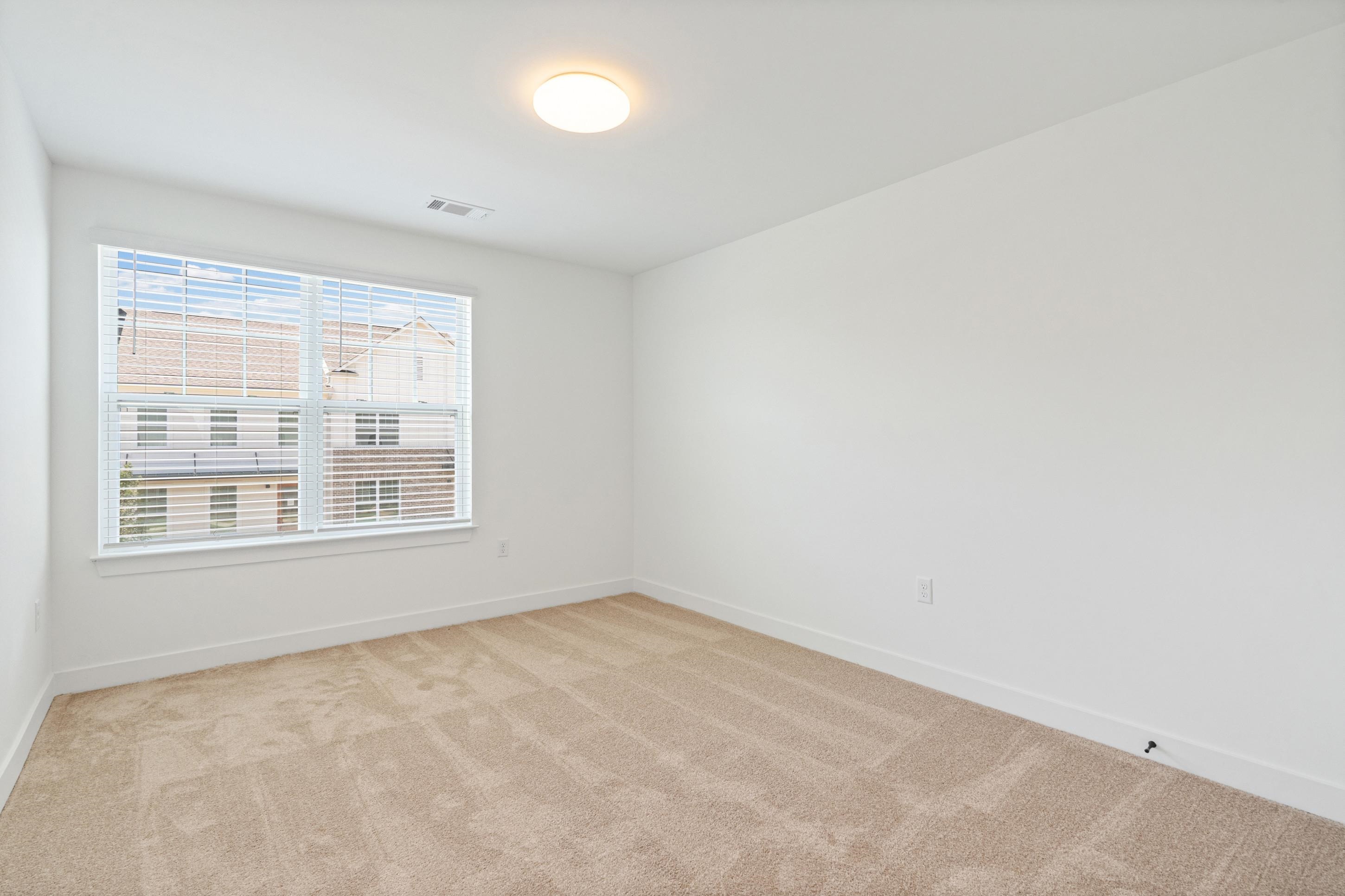 3052 Portage Dr Property Photo 21
