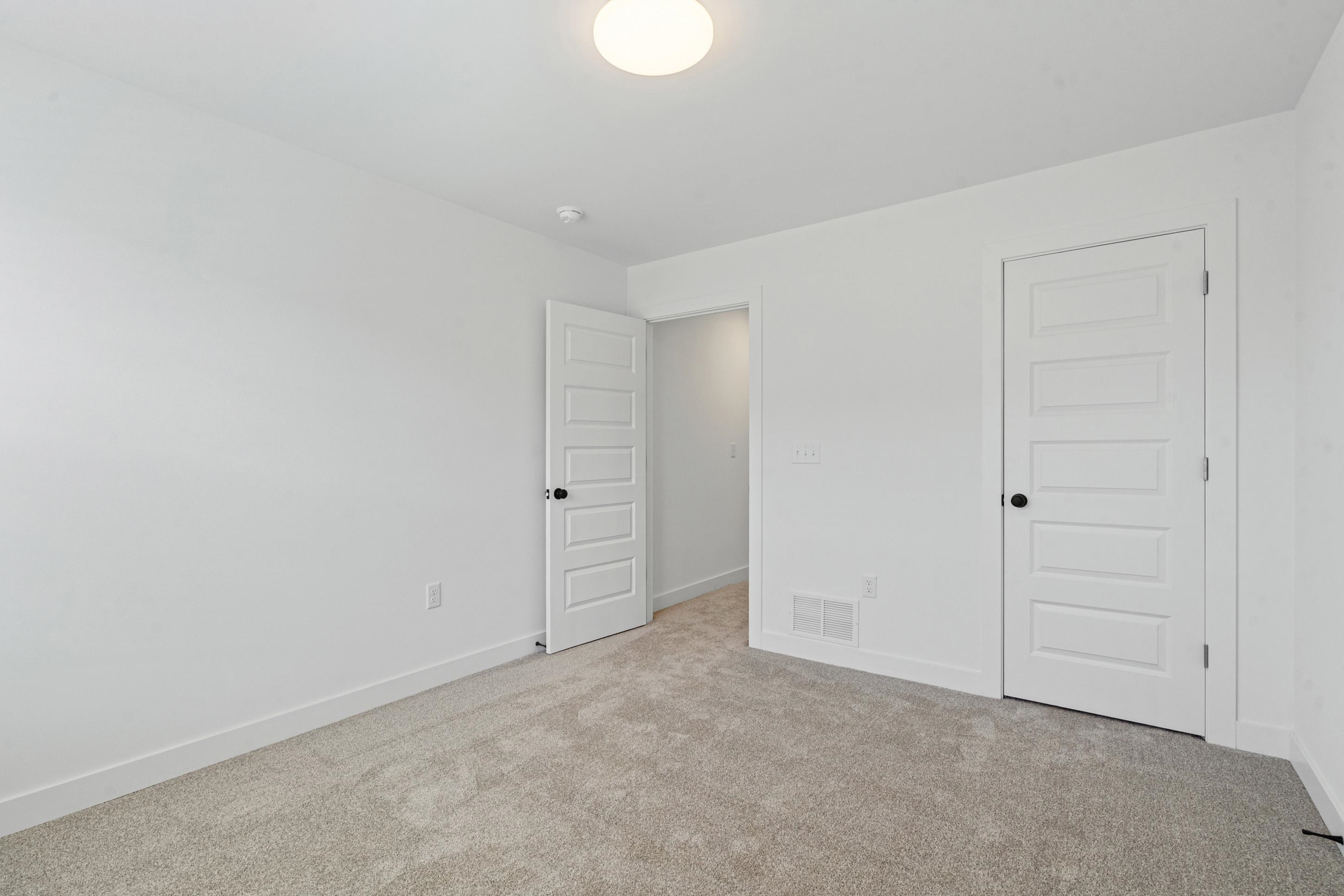 3058 Portage Dr Property Photo 15