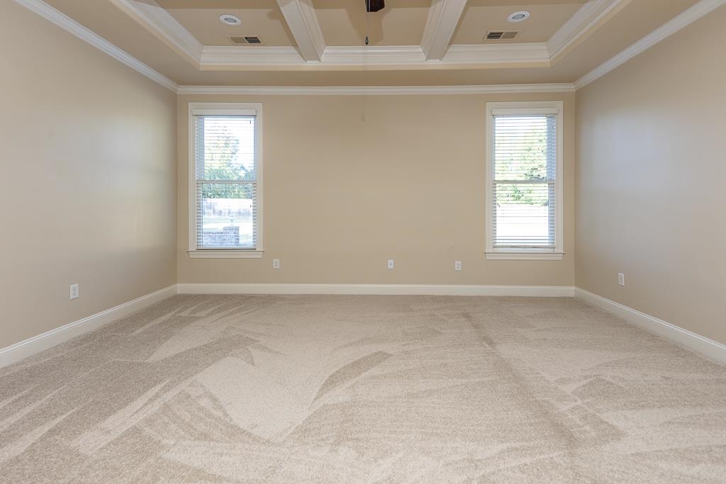 20 Surrey Loop Cir Property Photo 14