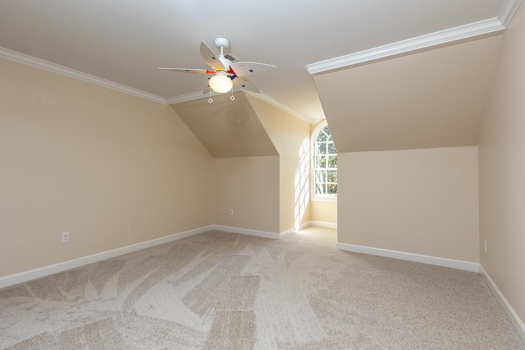 20 Surrey Loop Cir Property Photo 25