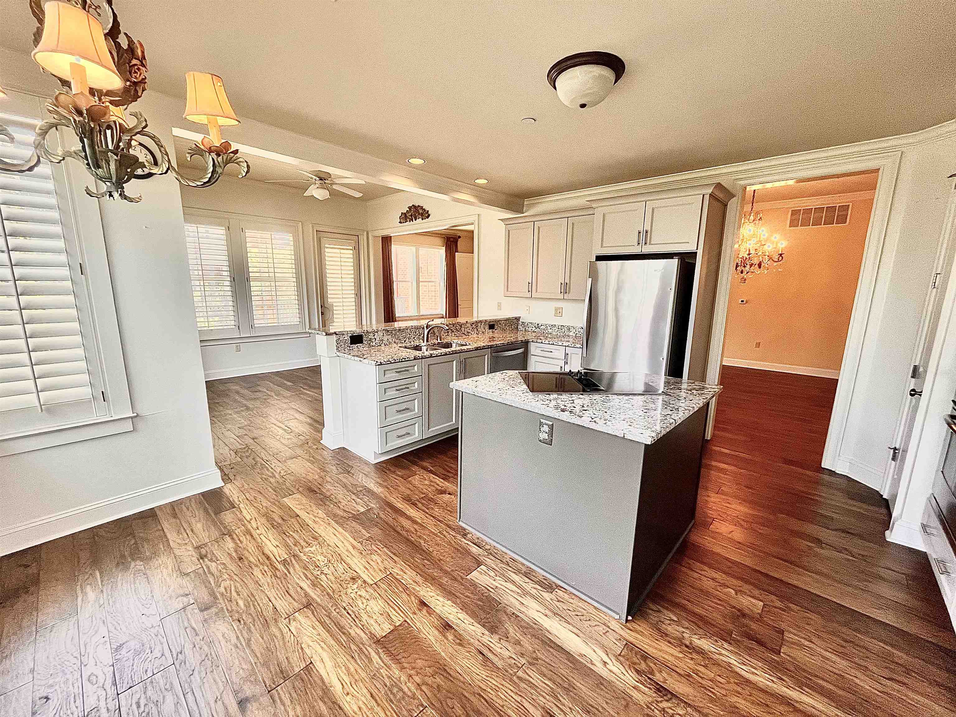 591 Lexington Club Ct 201 Property Photo 11