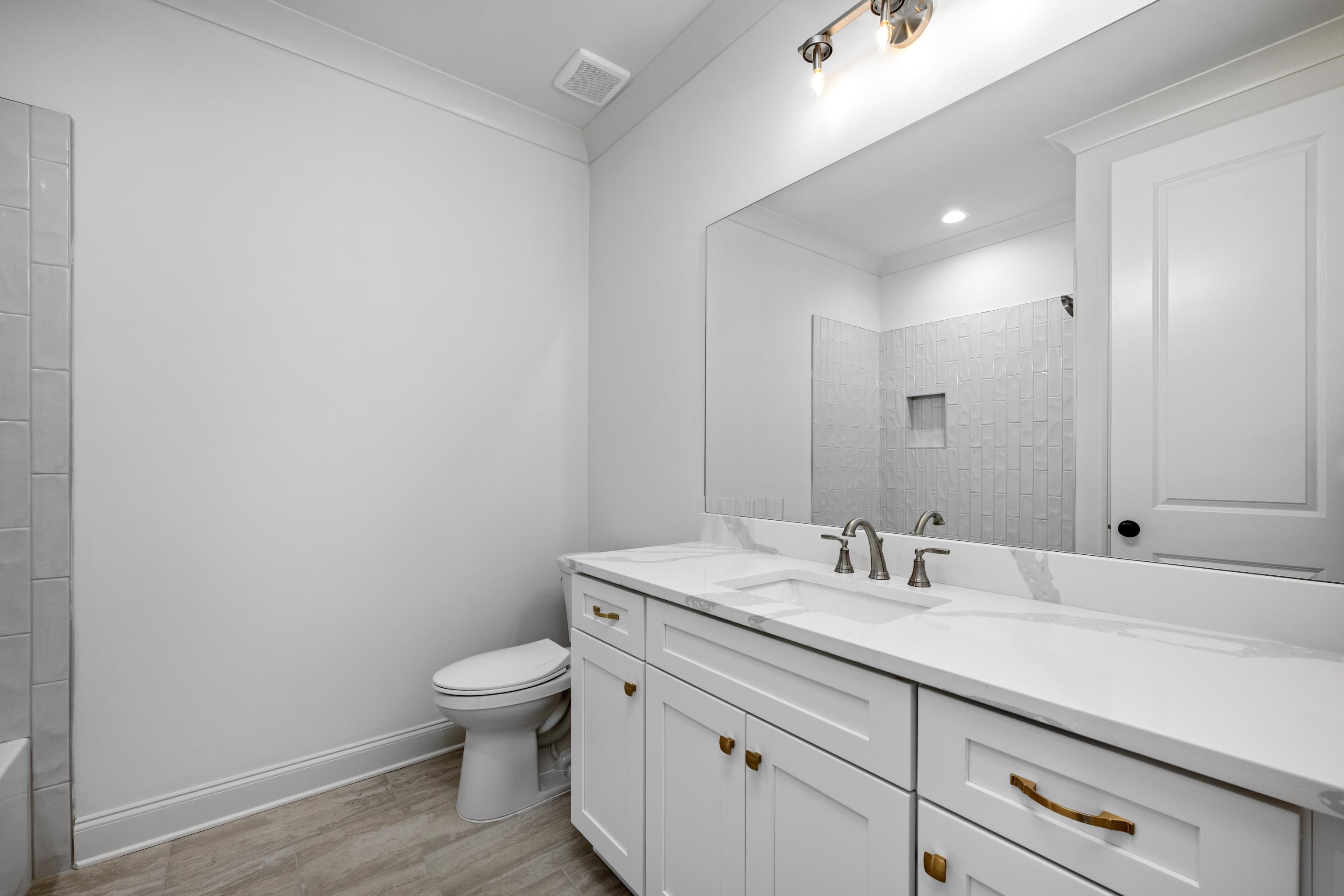 200 Piper Hollow Dr Property Photo 20