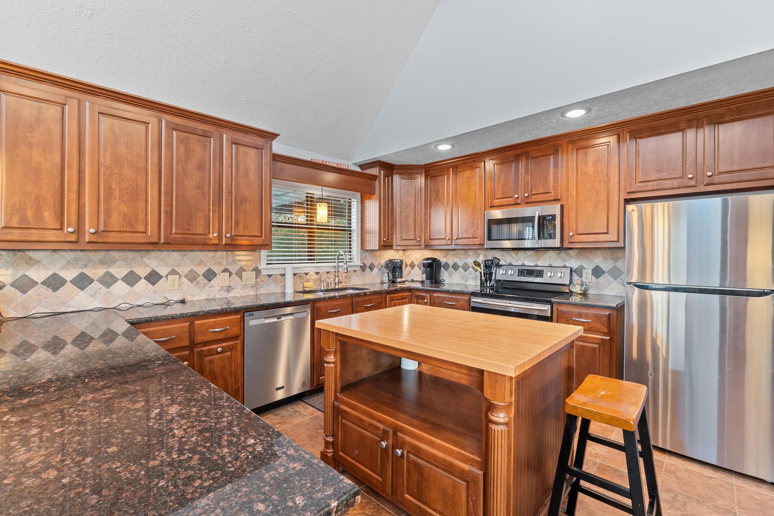 15 Marina Point Cir Property Photo 7