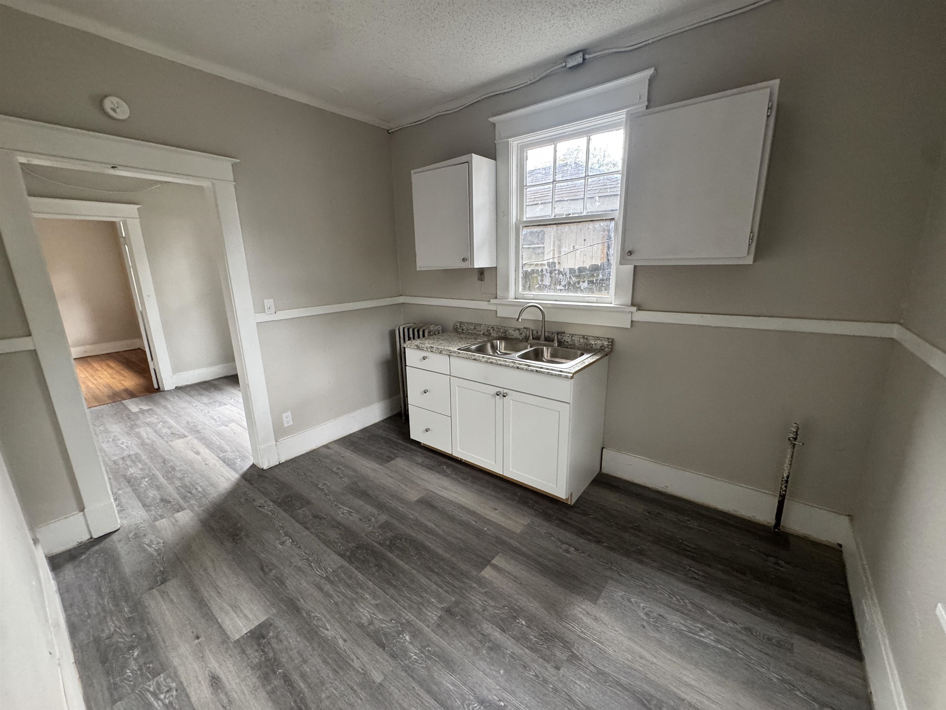 2012 Carnes Ave Property Photo 6
