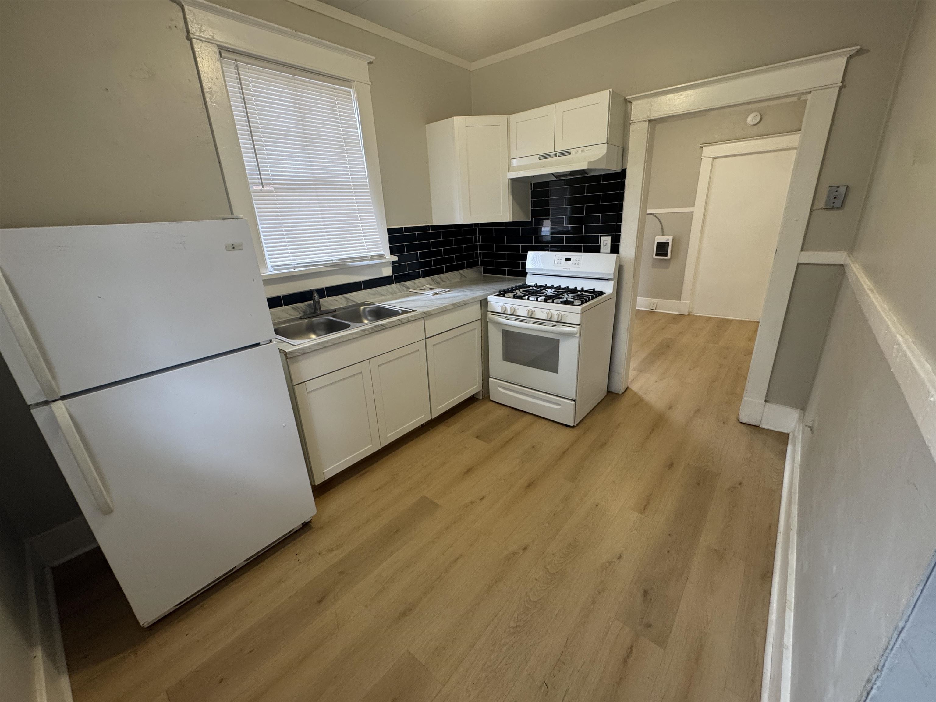 2012 Carnes Ave Property Photo 17