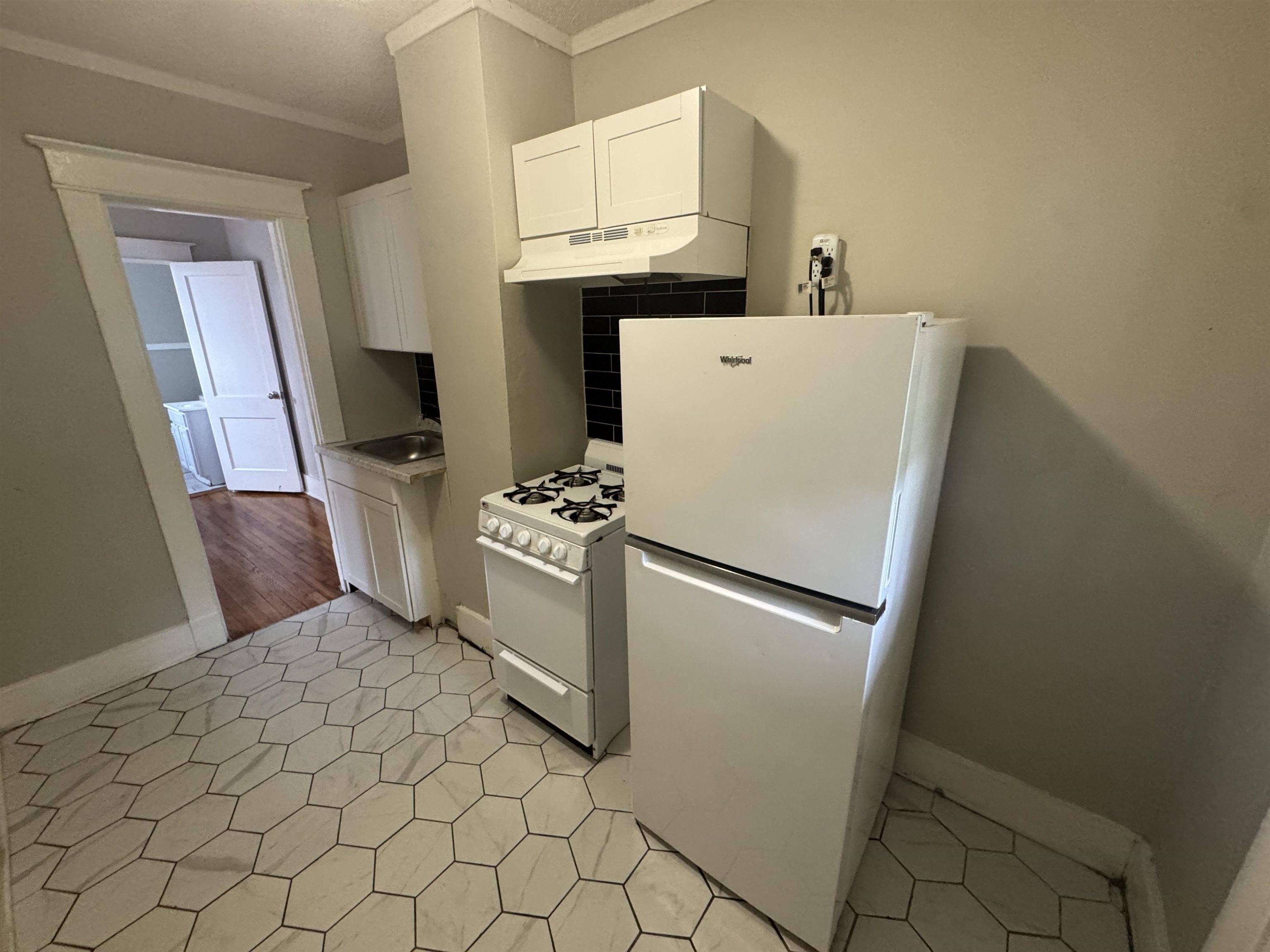 2012 Carnes Ave Property Photo 28