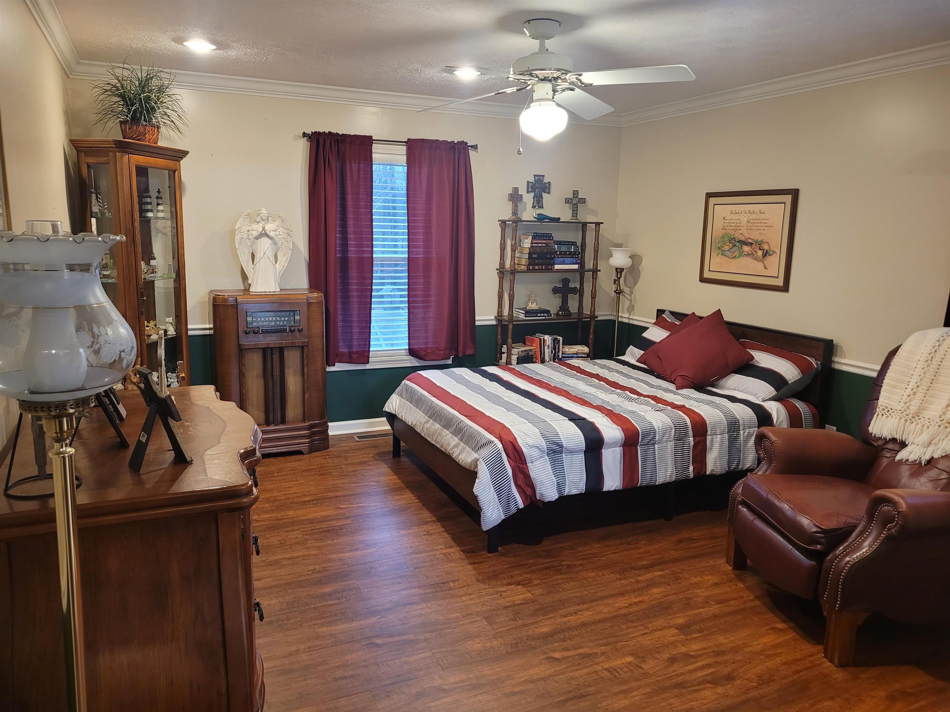485 Robin Hood Loop Property Photo 20
