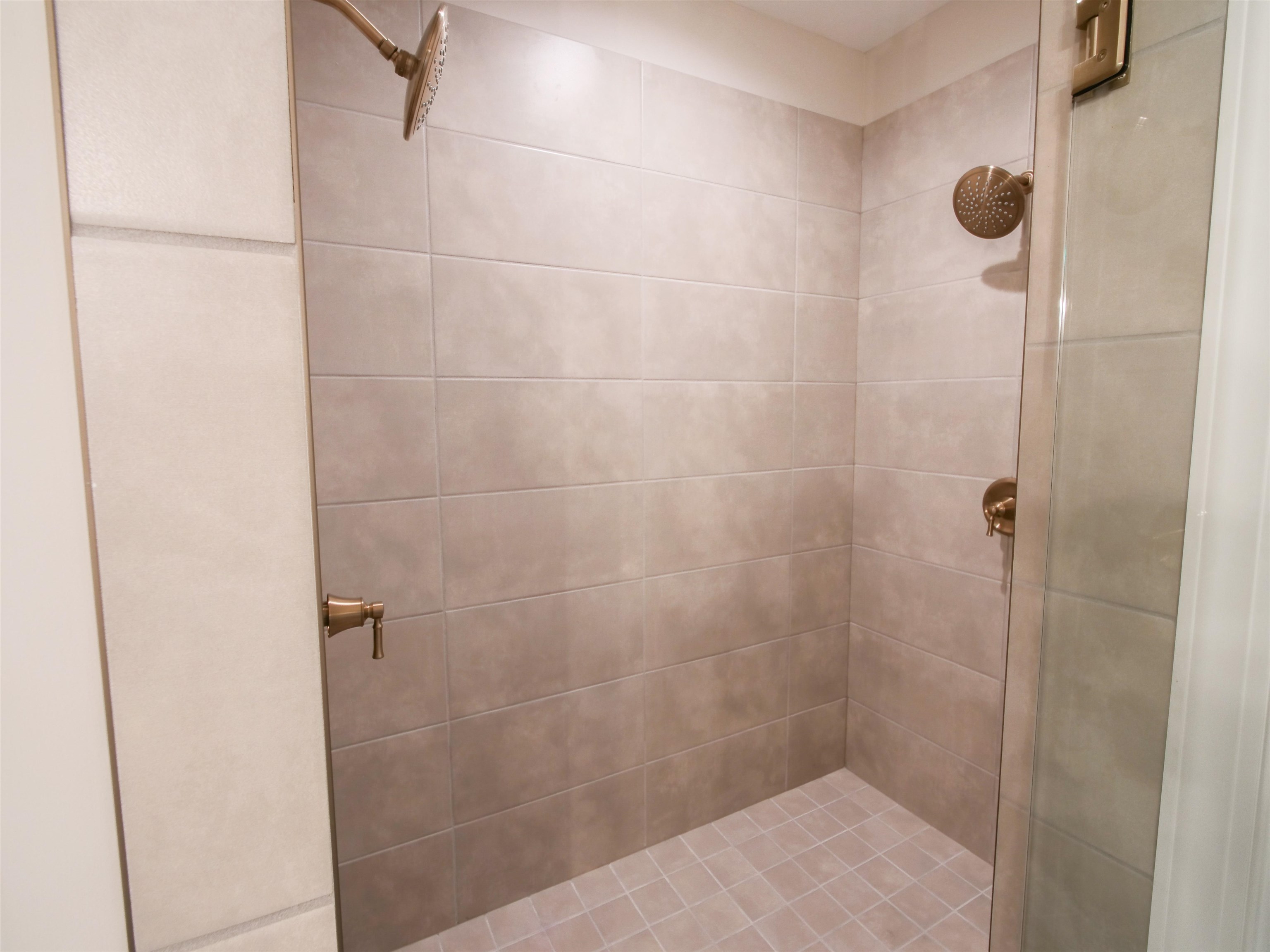9568 Grays Hollow Dr S Property Photo 20