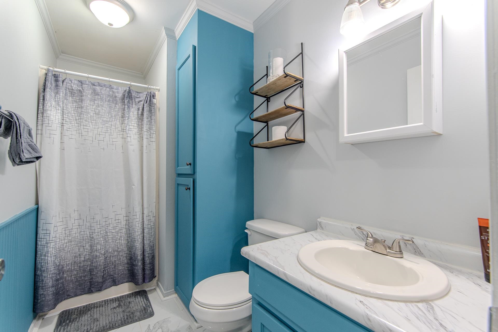 41 Bartley Dr Property Photo 28