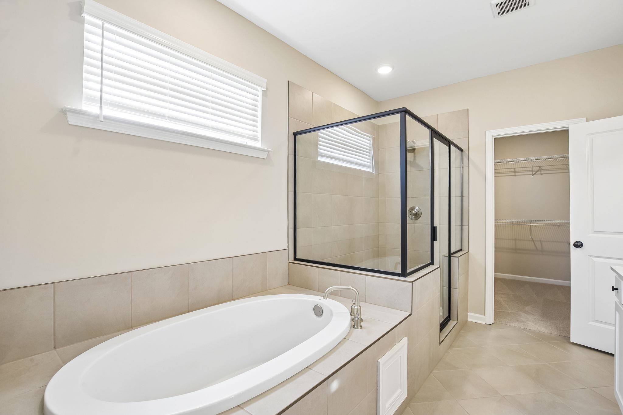 350 Chesnut Ridge Cv Property Photo 19