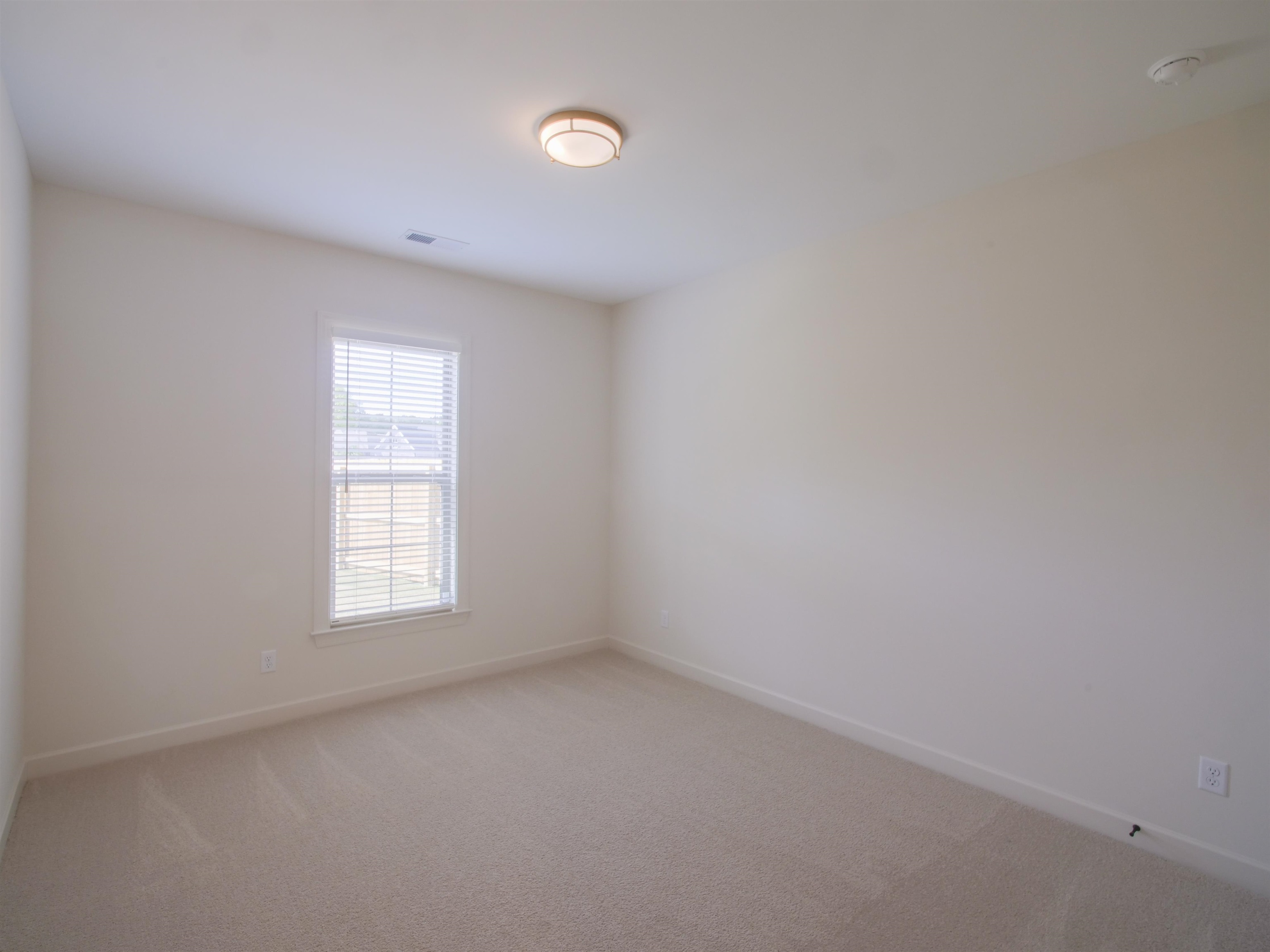 9574 Grays Hollow Dr S Property Photo 20
